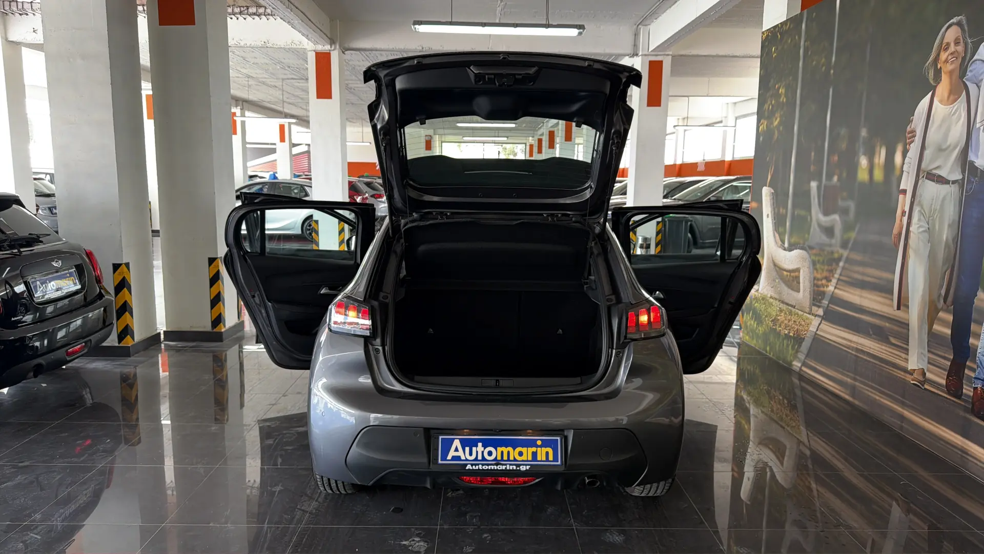 Peugeot 208 - View model 13