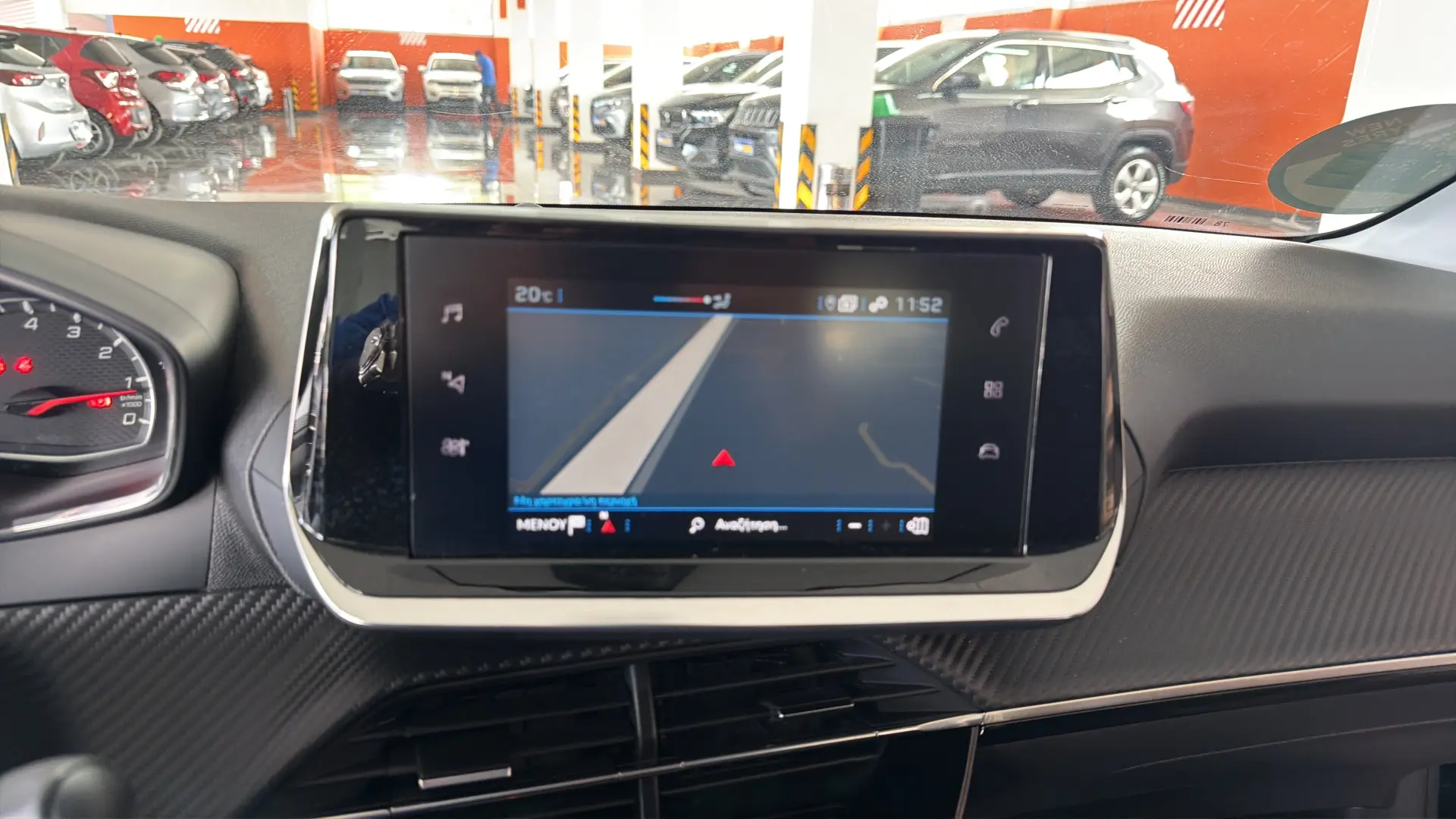 Peugeot 208 - View model 26