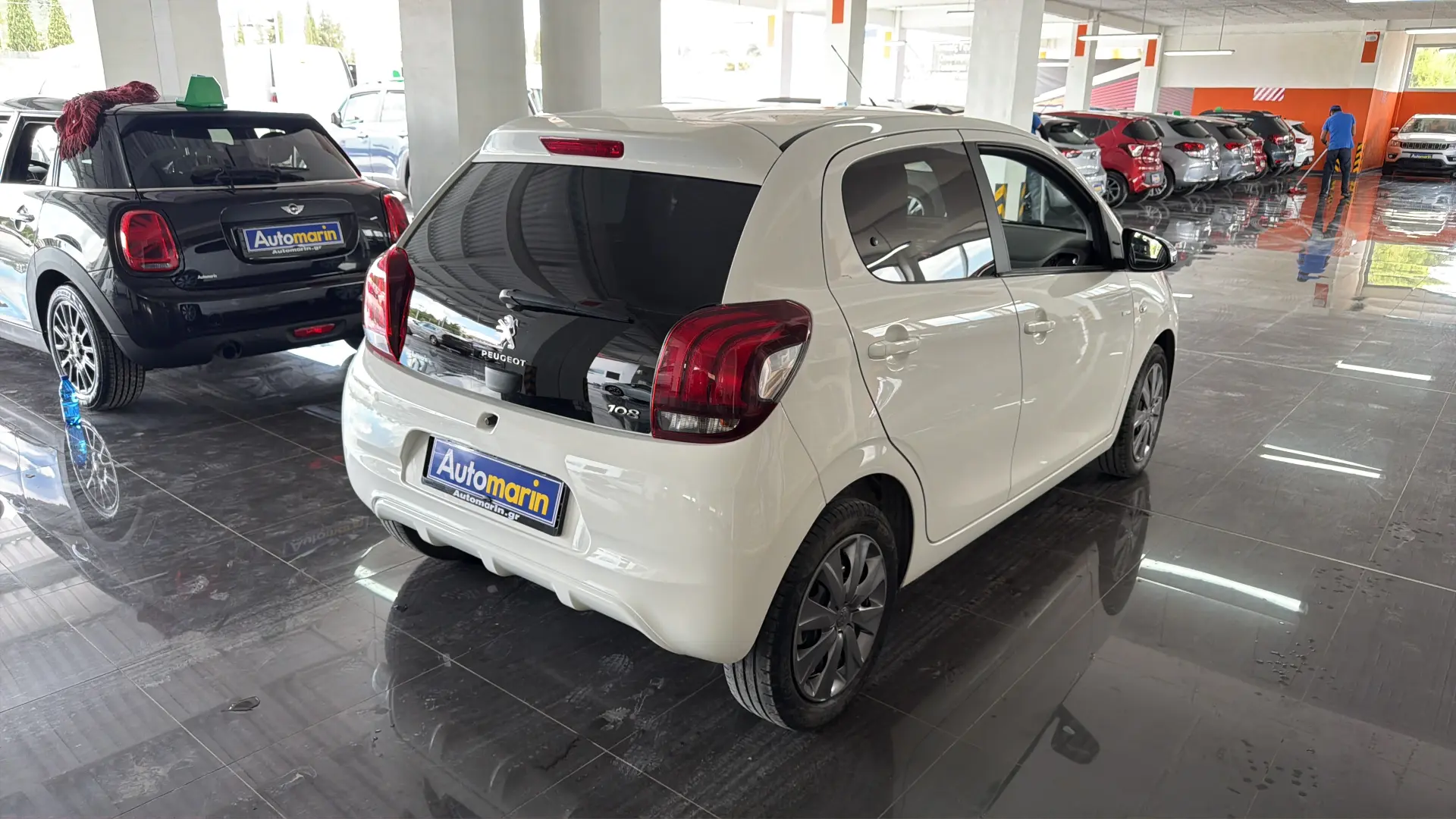 View 4 - Peugeot 108 - 2021