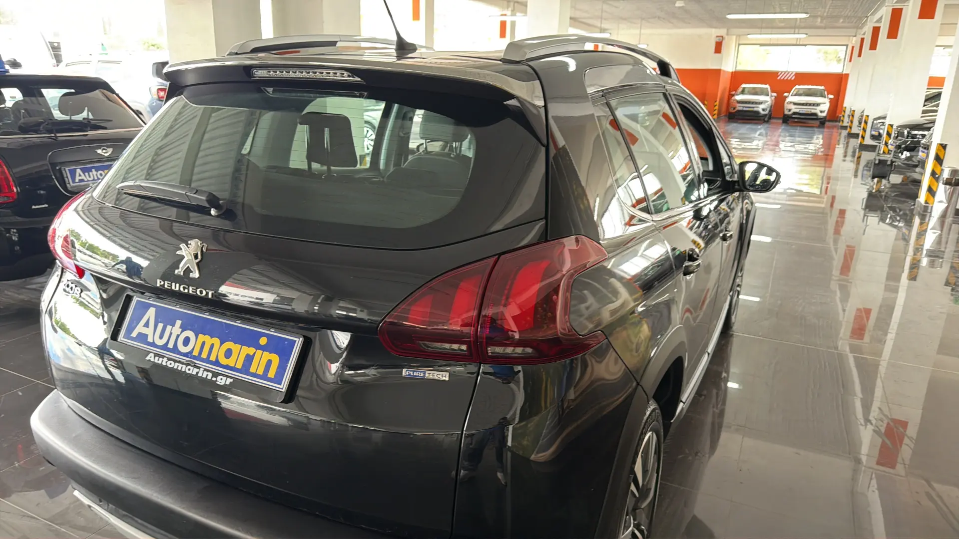 Peugeot 2008 - View model 6