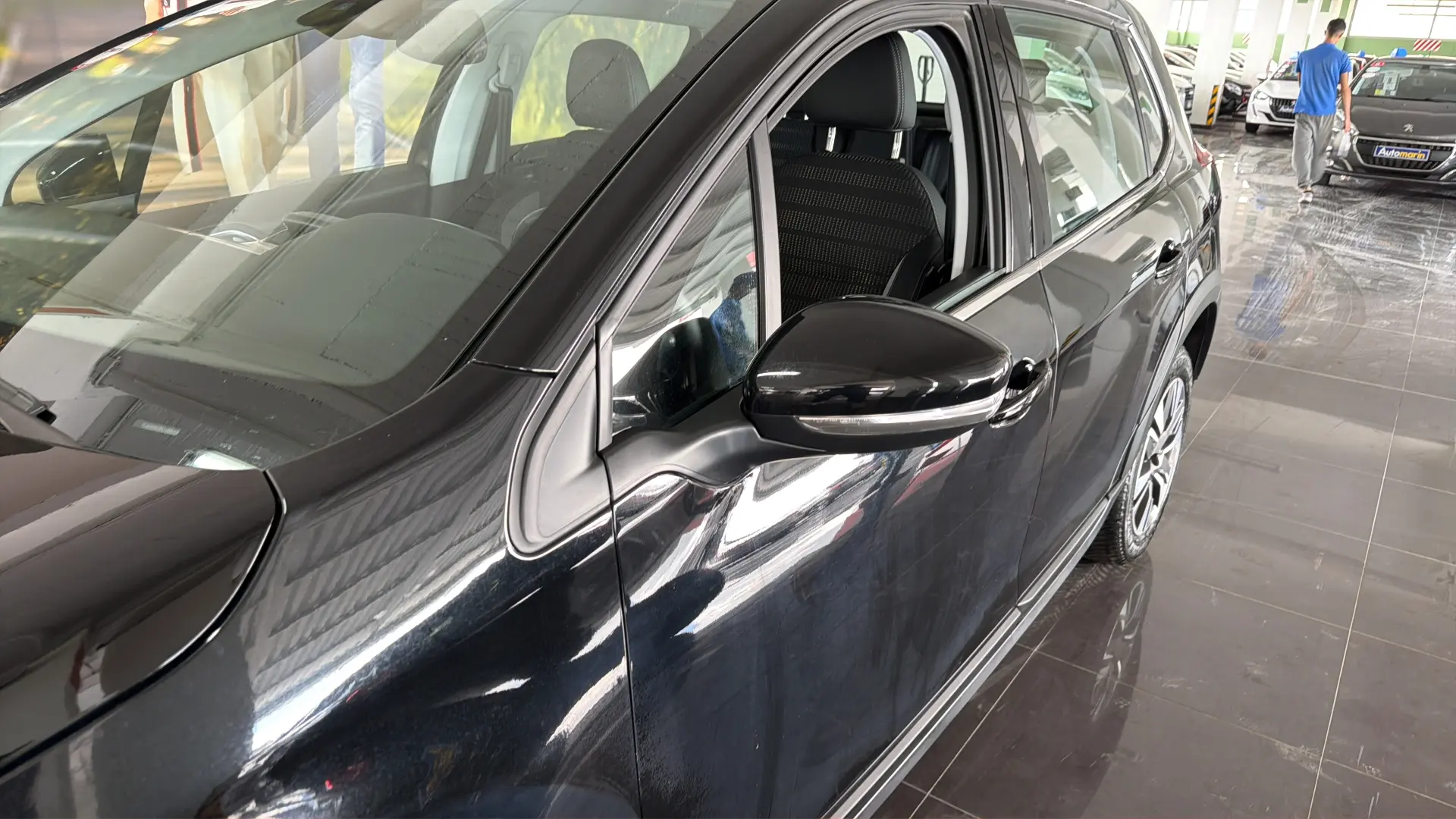 Peugeot 2008 - View model 9