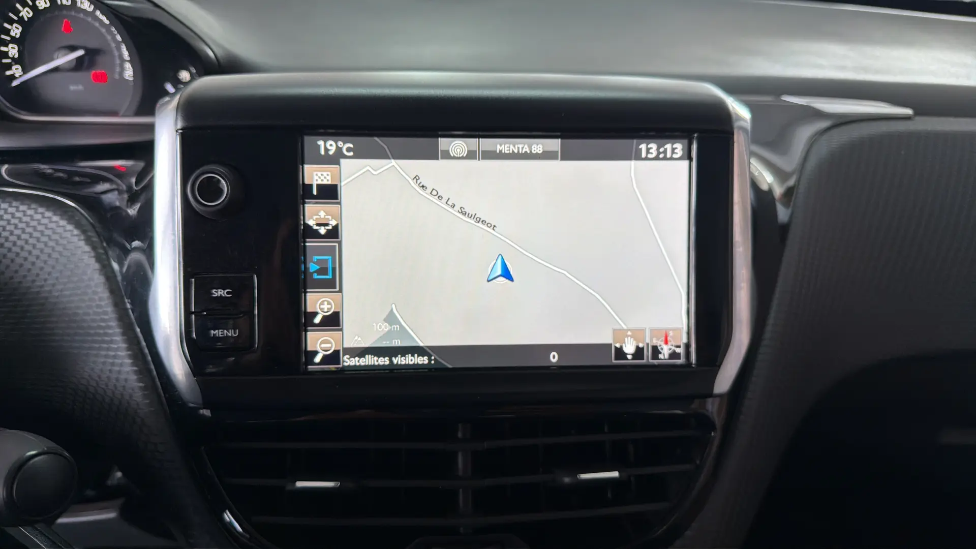 Peugeot 2008 - View model 27