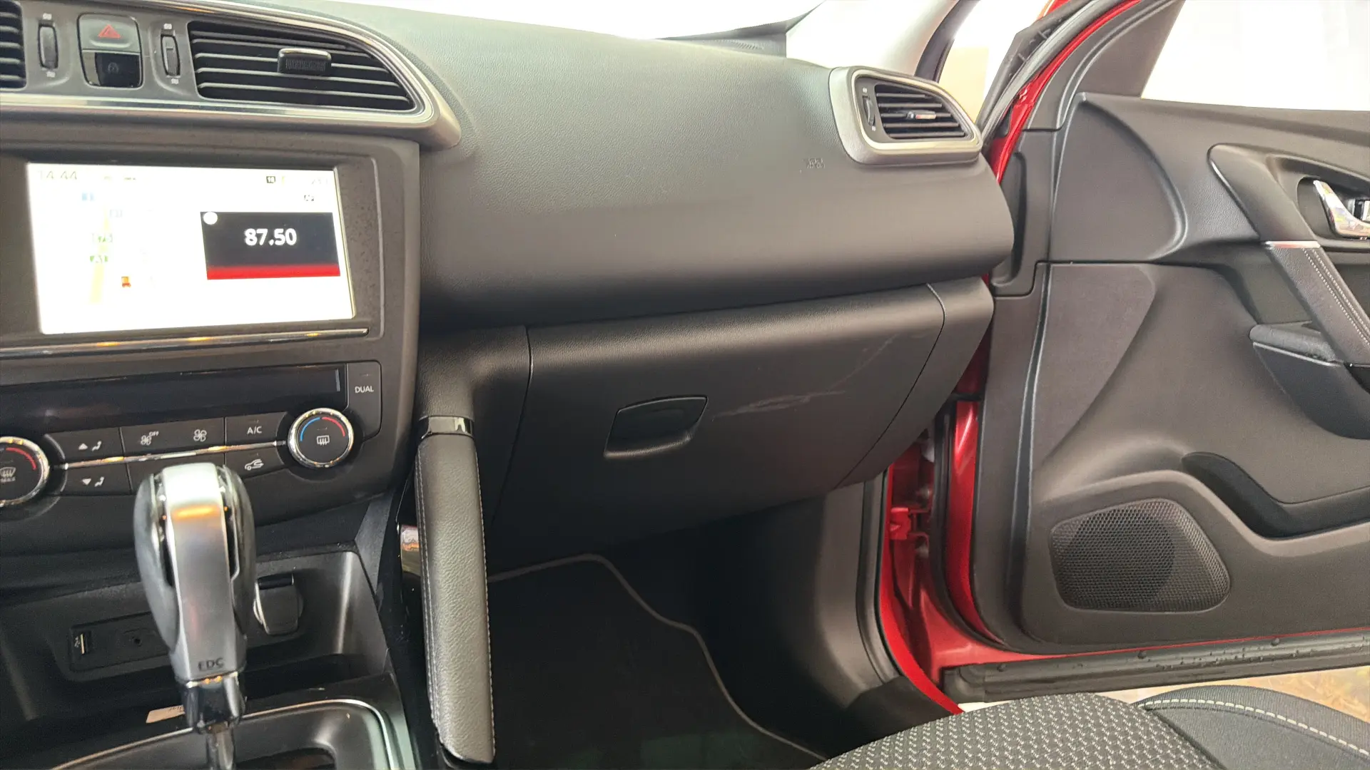 Renault Kadjar - View model 28