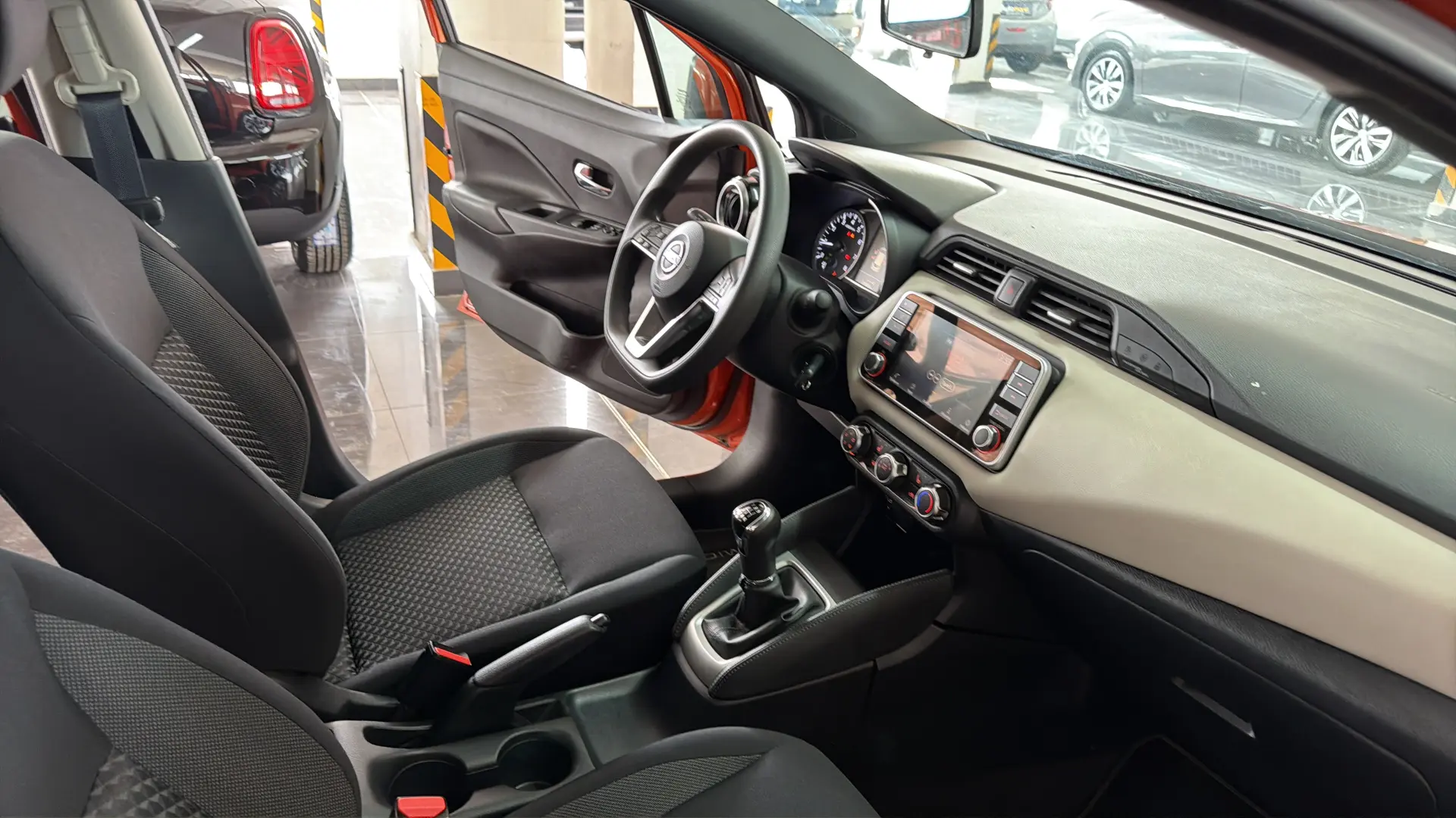 Nissan Micra - View model 31