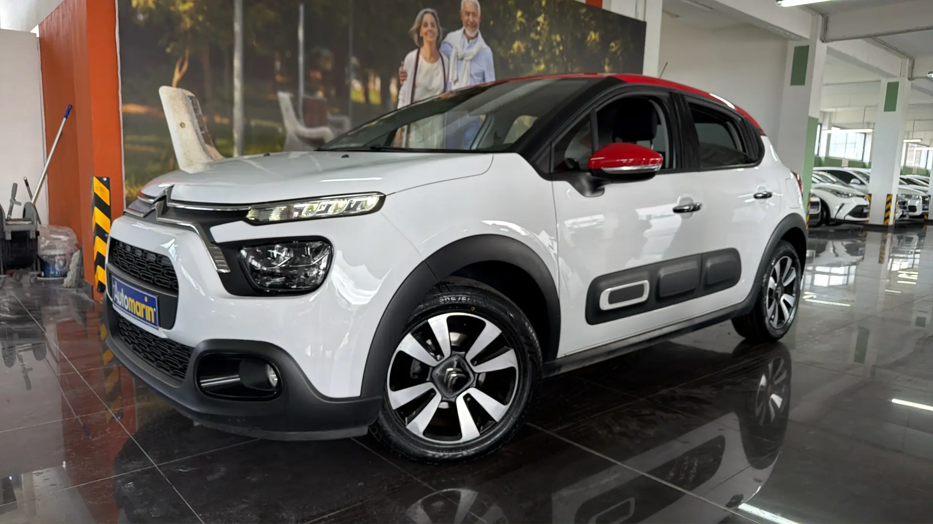 View 1 - Citroen C3 - 2023