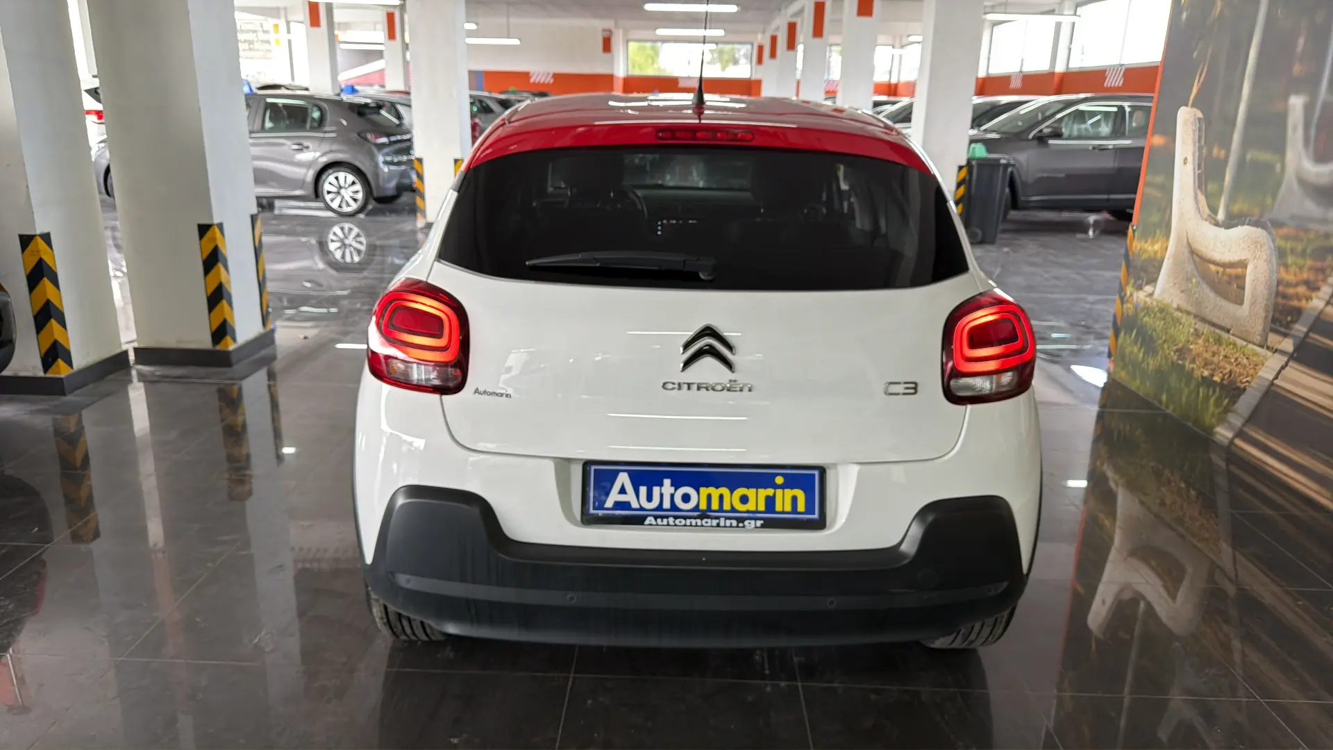 View 5 - Citroen C3 - 2023
