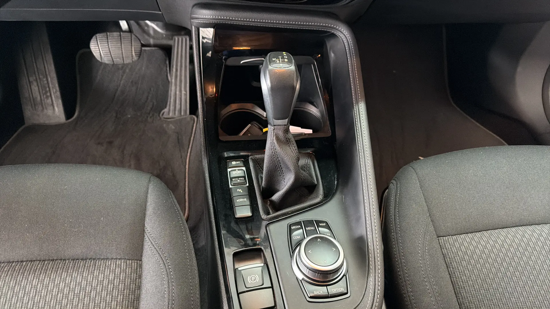 Bmw X2 - View model 33
