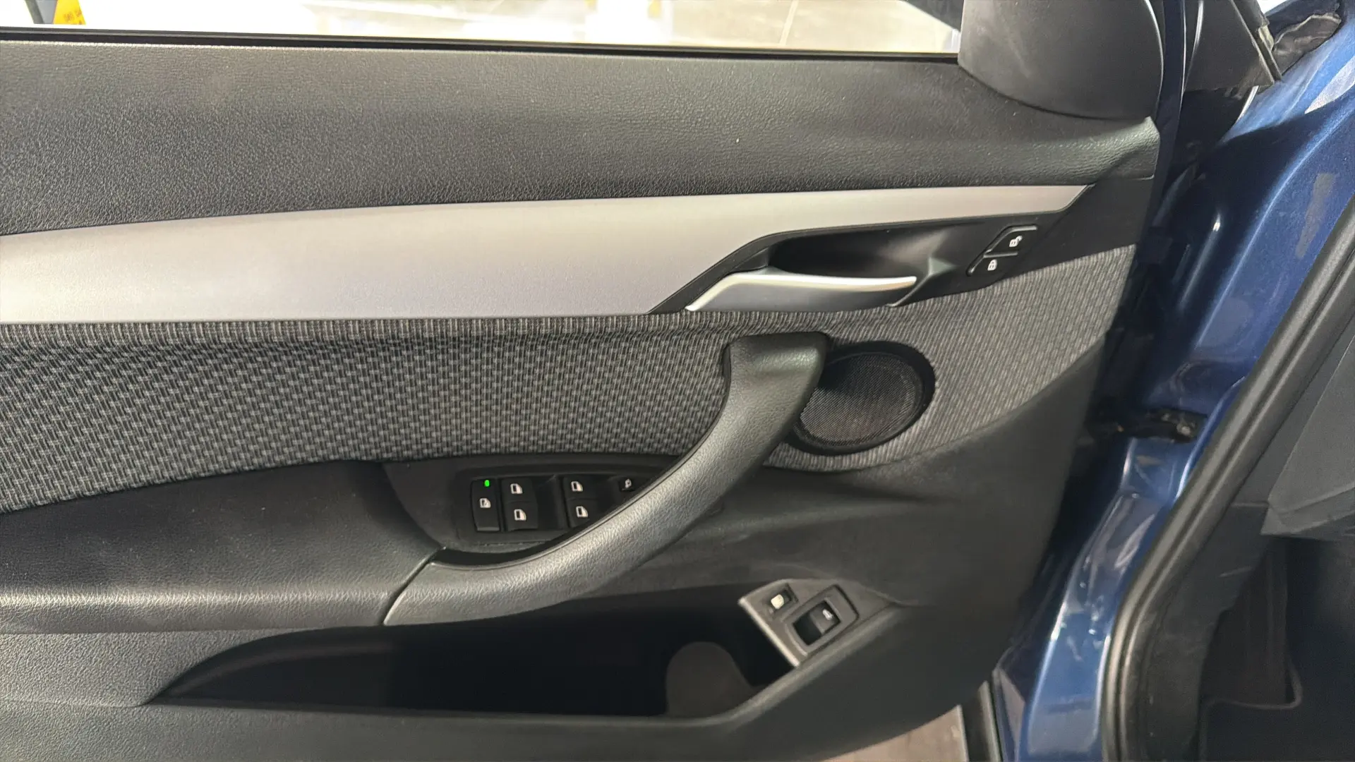 Bmw X2 - View model 35
