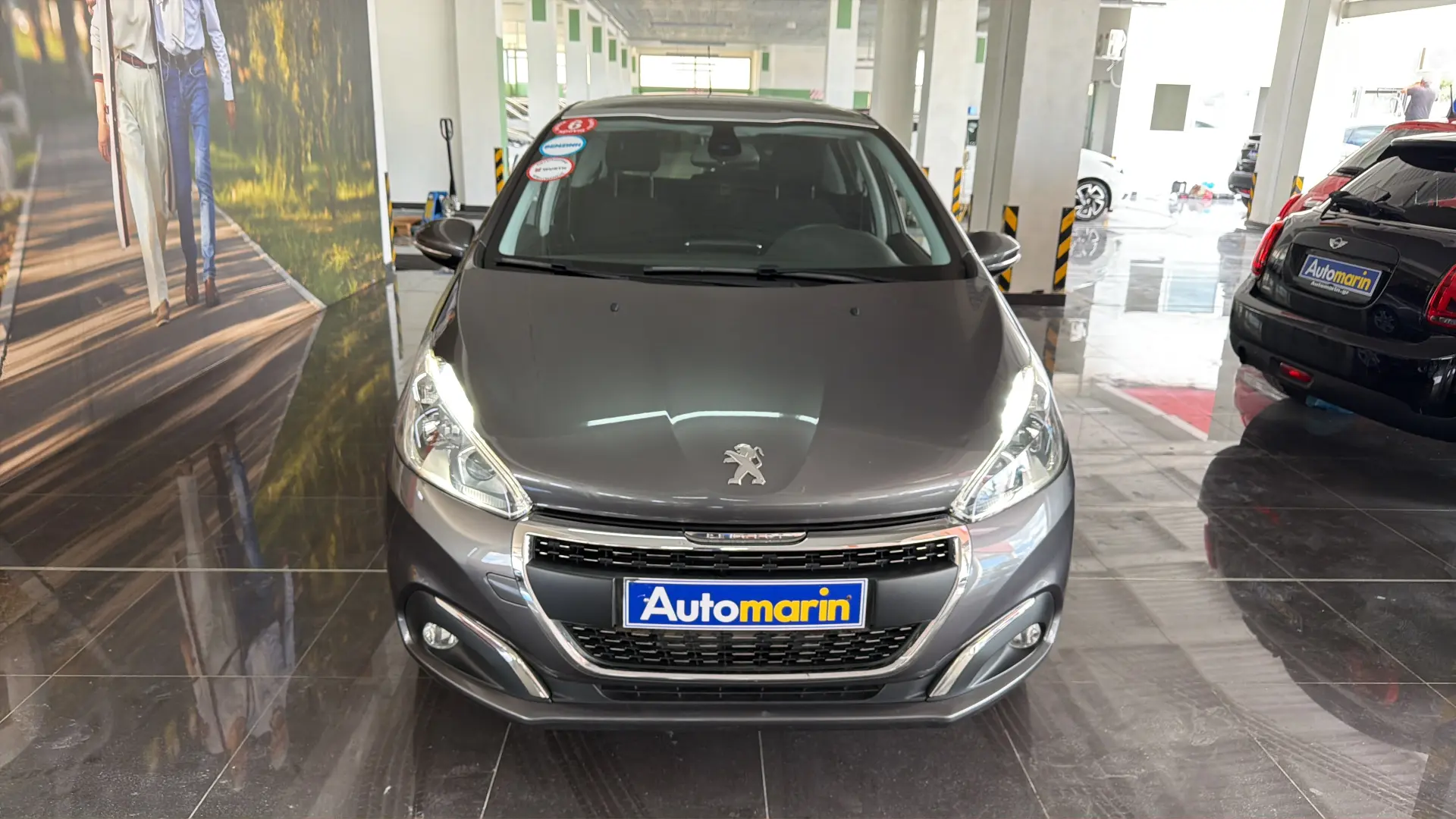 View 2 - Peugeot 208 - 2018
