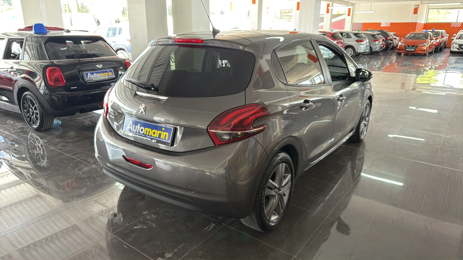 View 4 - Peugeot 208 - 2018