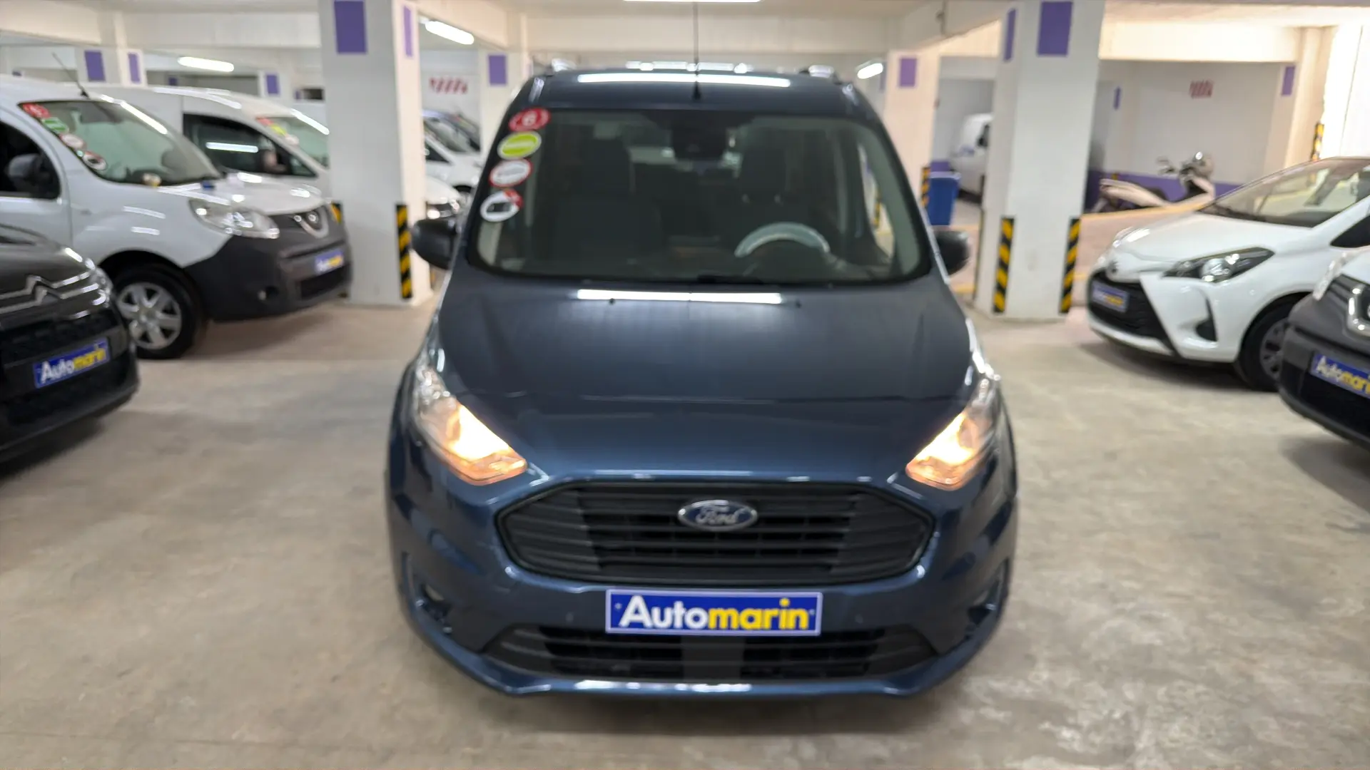 View 2 - Ford Grand Tourneo - 2018