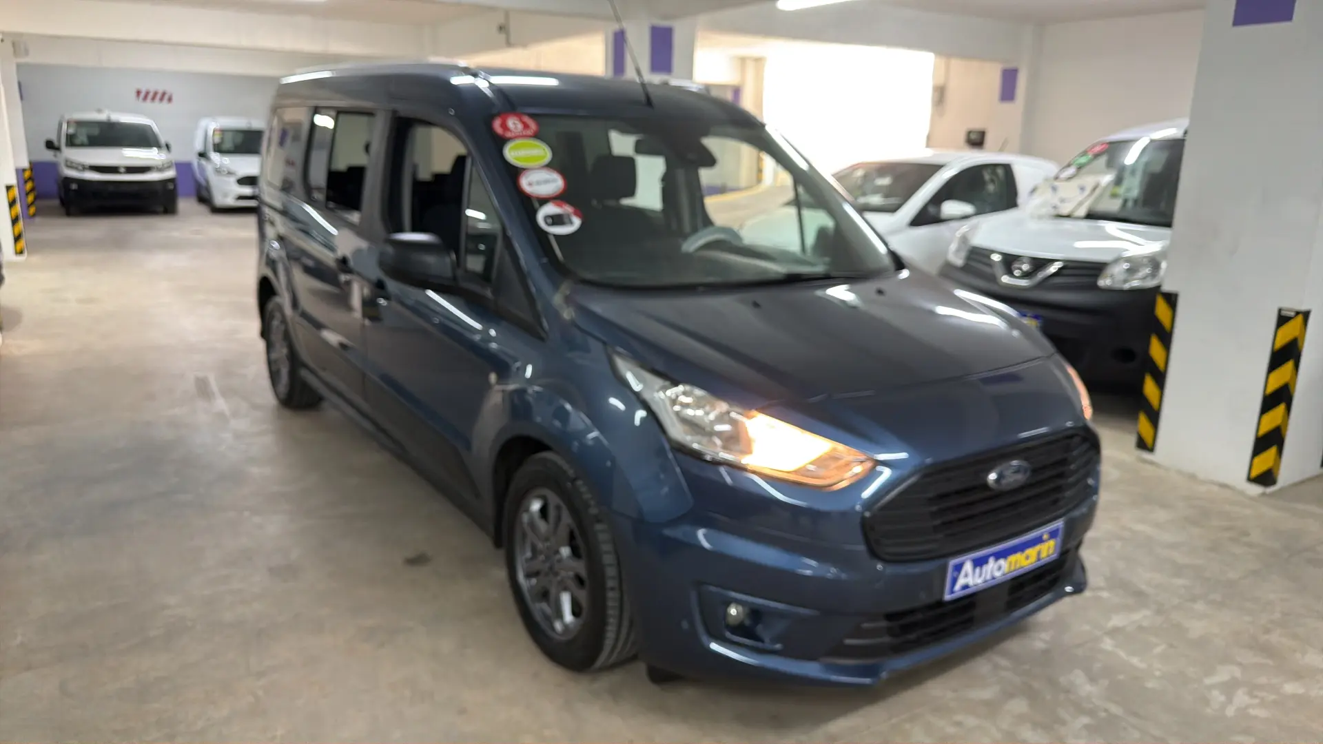 View 3 - Ford Grand Tourneo - 2018