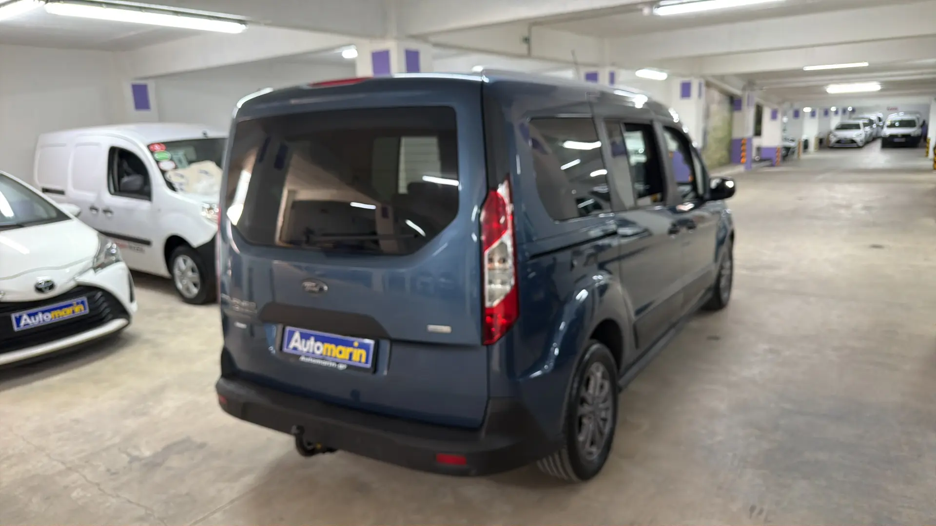 View 4 - Ford Grand Tourneo - 2018