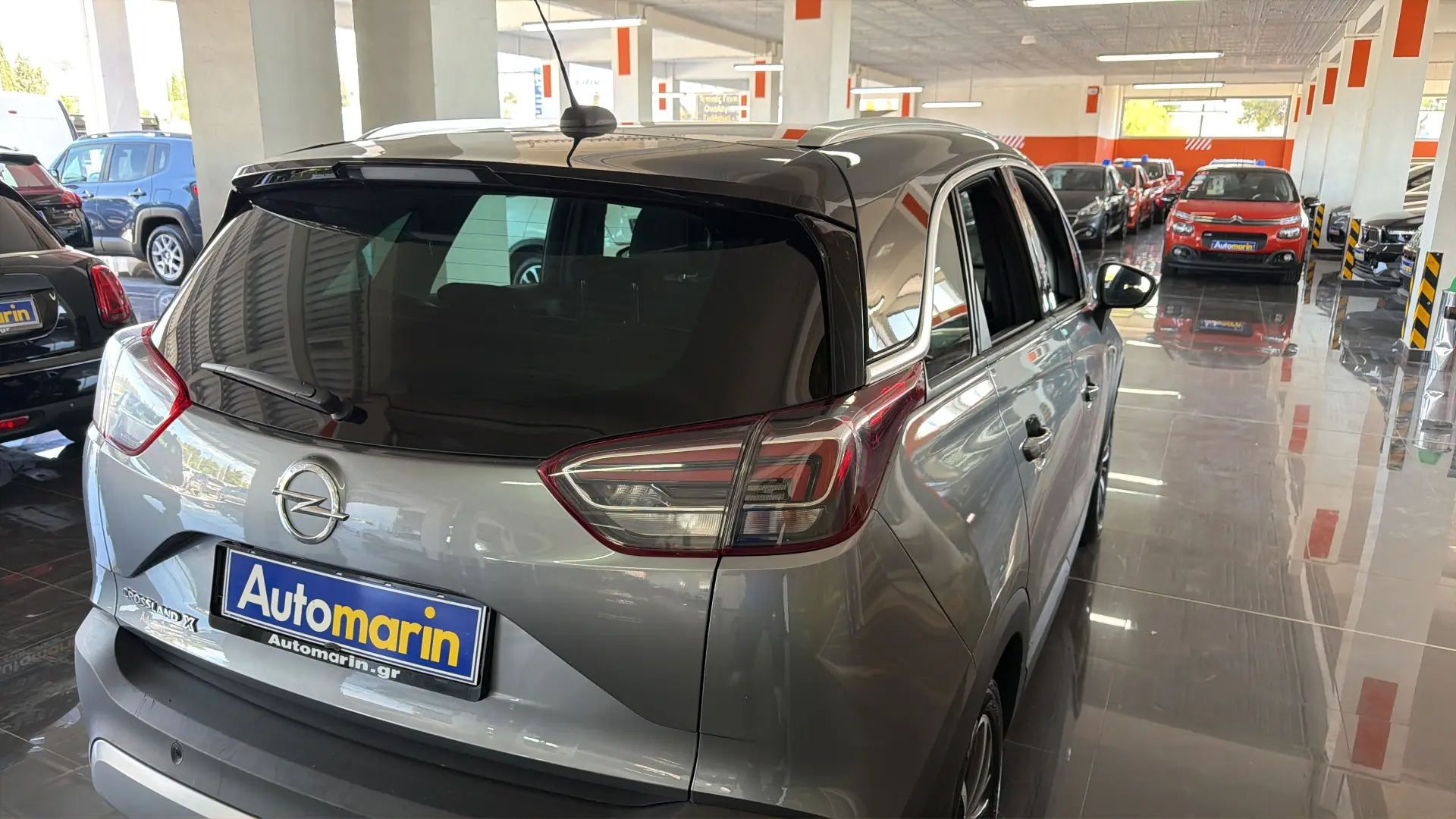 Opel Crossland X - View model 6
