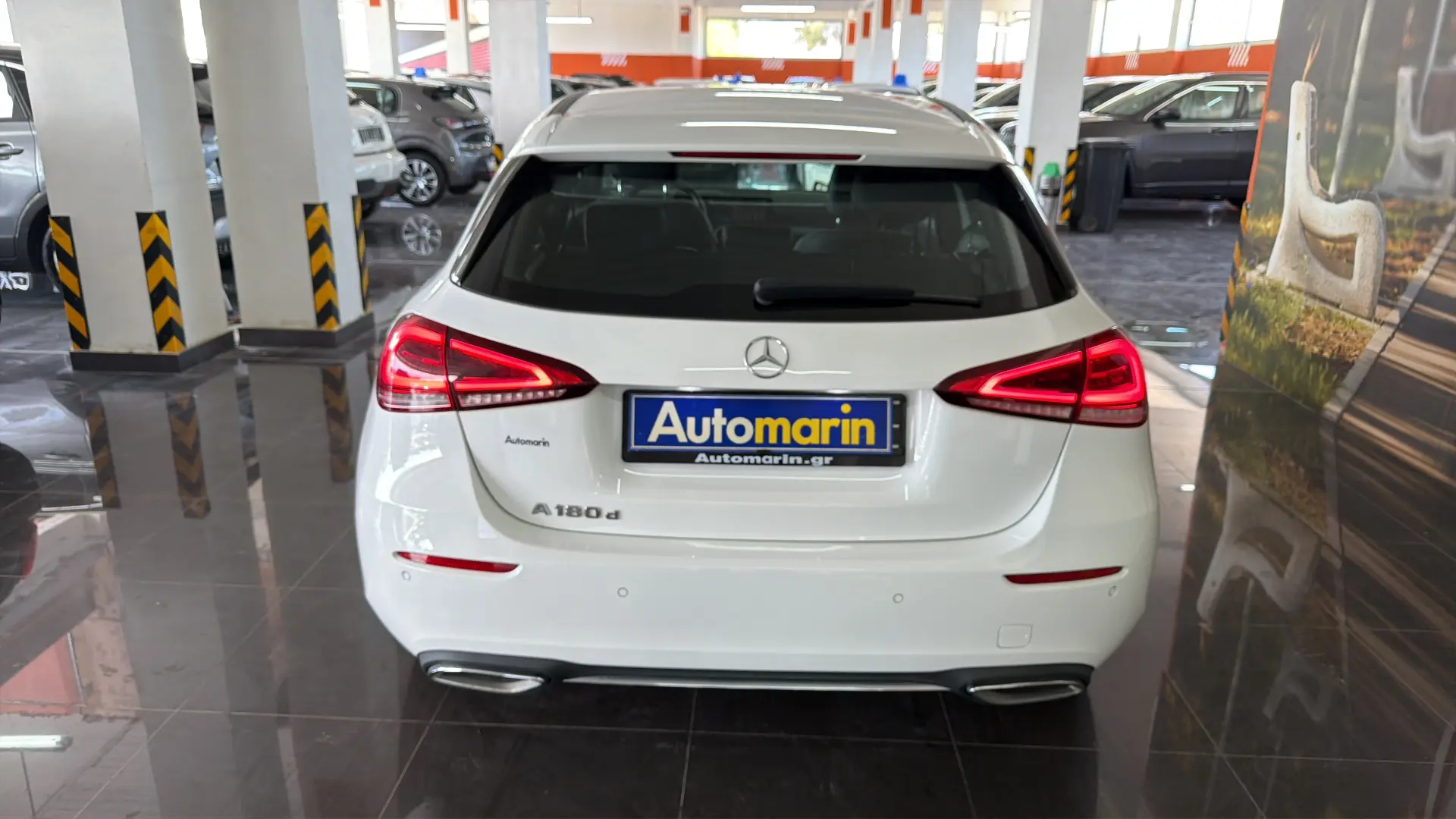 View 5 - Mercedes-Benz A 180 - 2018