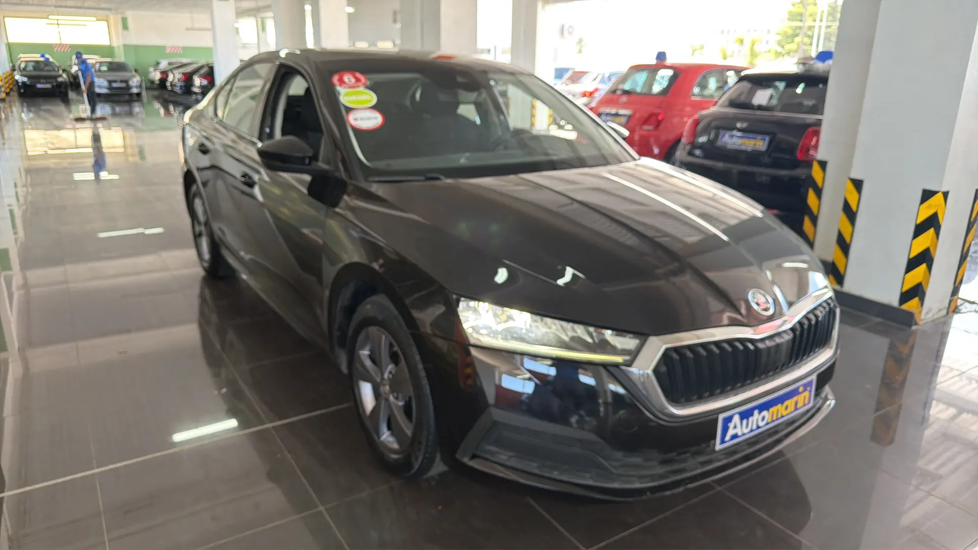 View 3 - Skoda Octavia - 2021