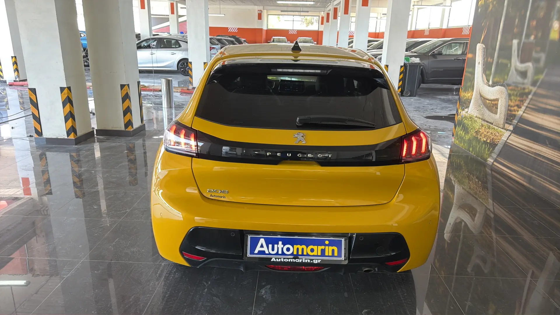 View 5 - Peugeot 208 - 2020