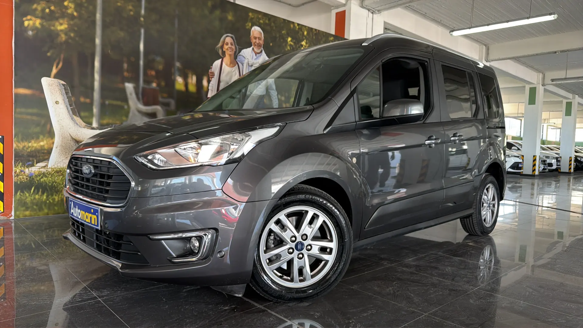 View 1 - Ford Tourneo - 2018