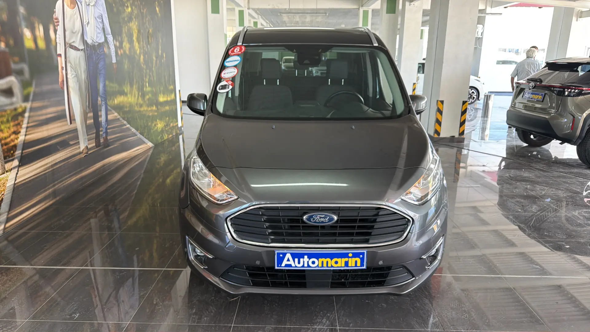 View 2 - Ford Tourneo - 2018