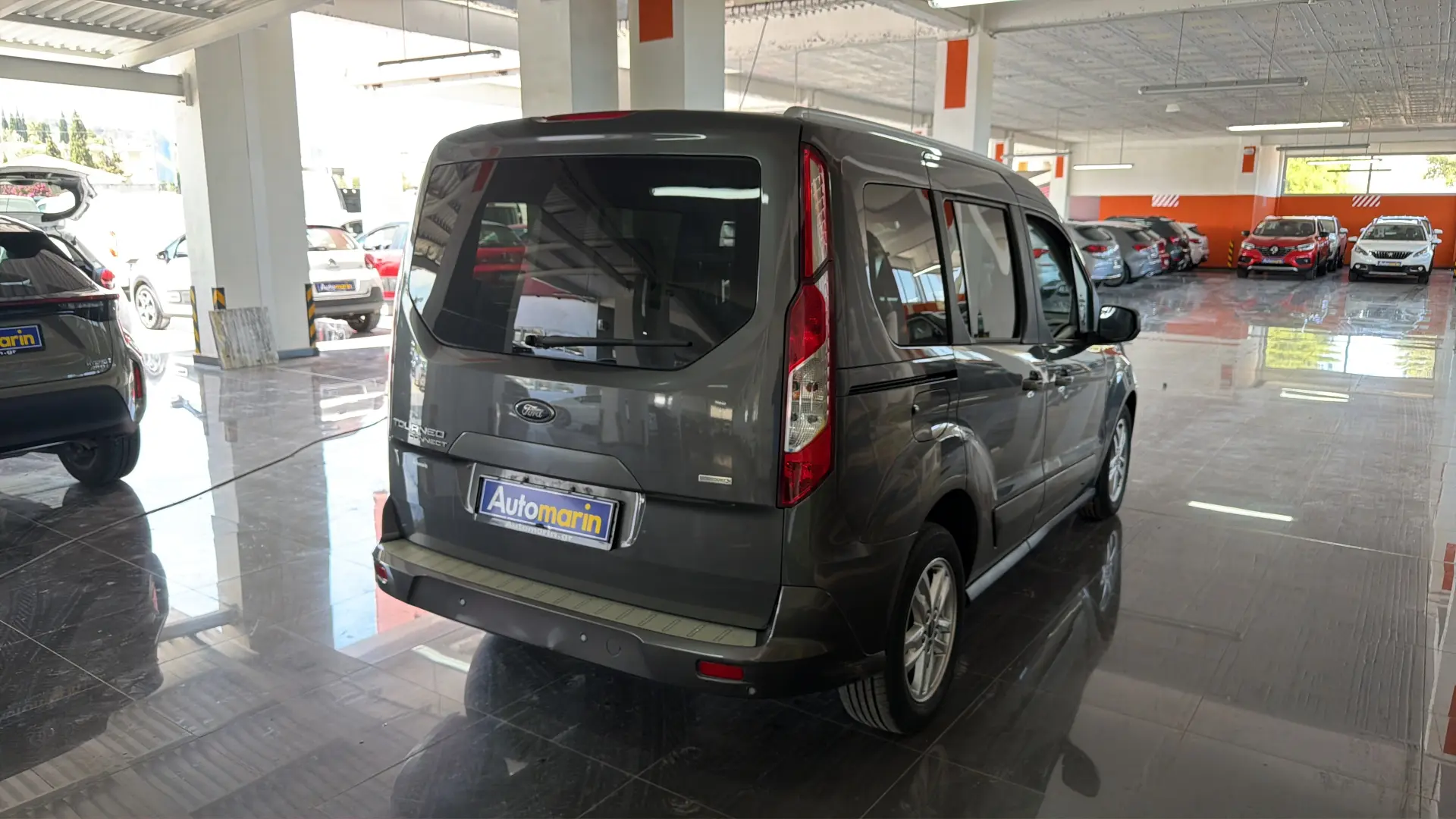 View 4 - Ford Tourneo - 2018