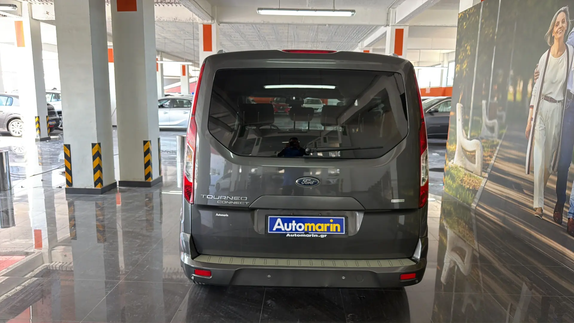 View 5 - Ford Tourneo - 2018