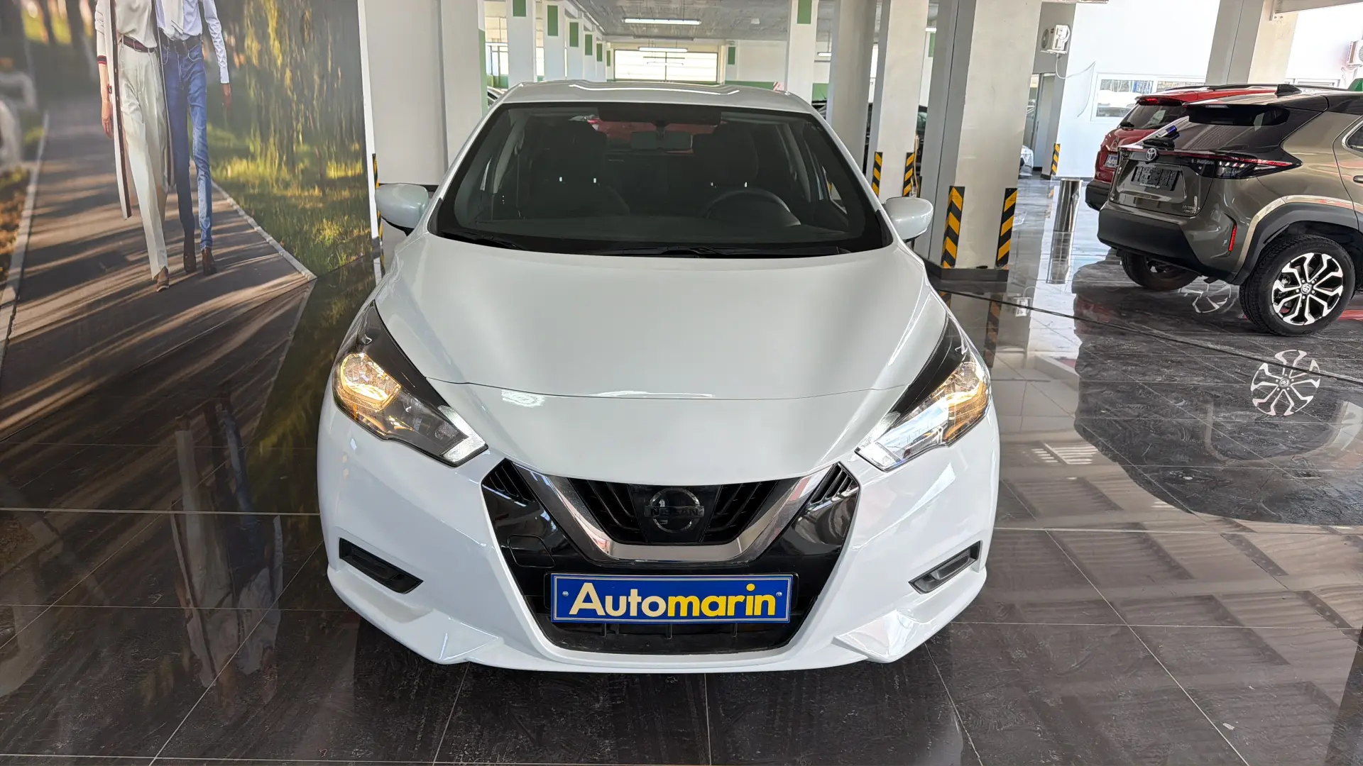 View 2 - Nissan Micra - 2022