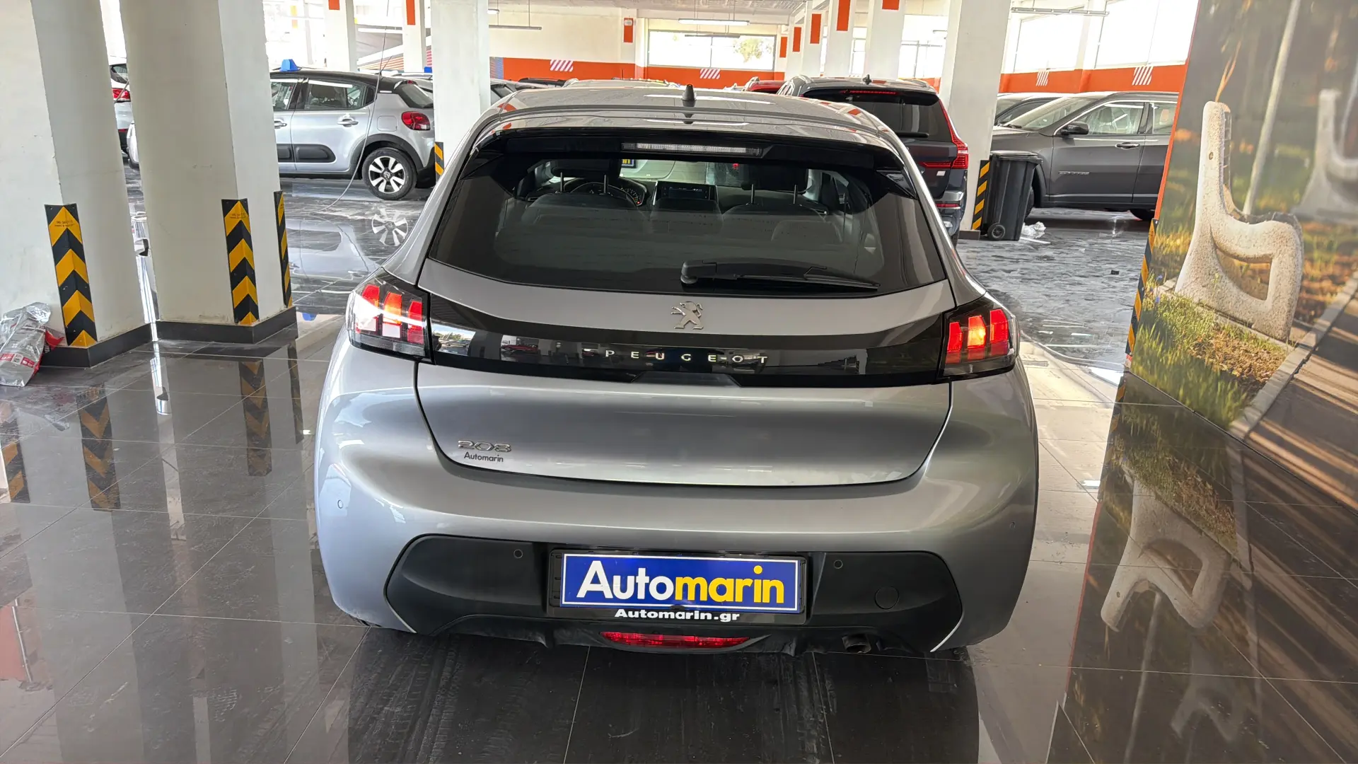 View 5 - Peugeot 208 - 2021