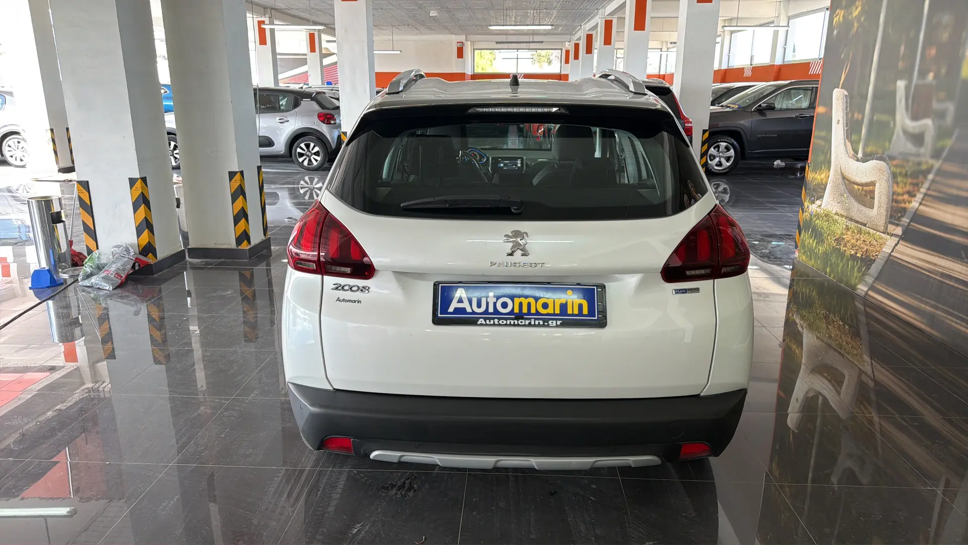 View 5 - Peugeot 2008 - 2017
