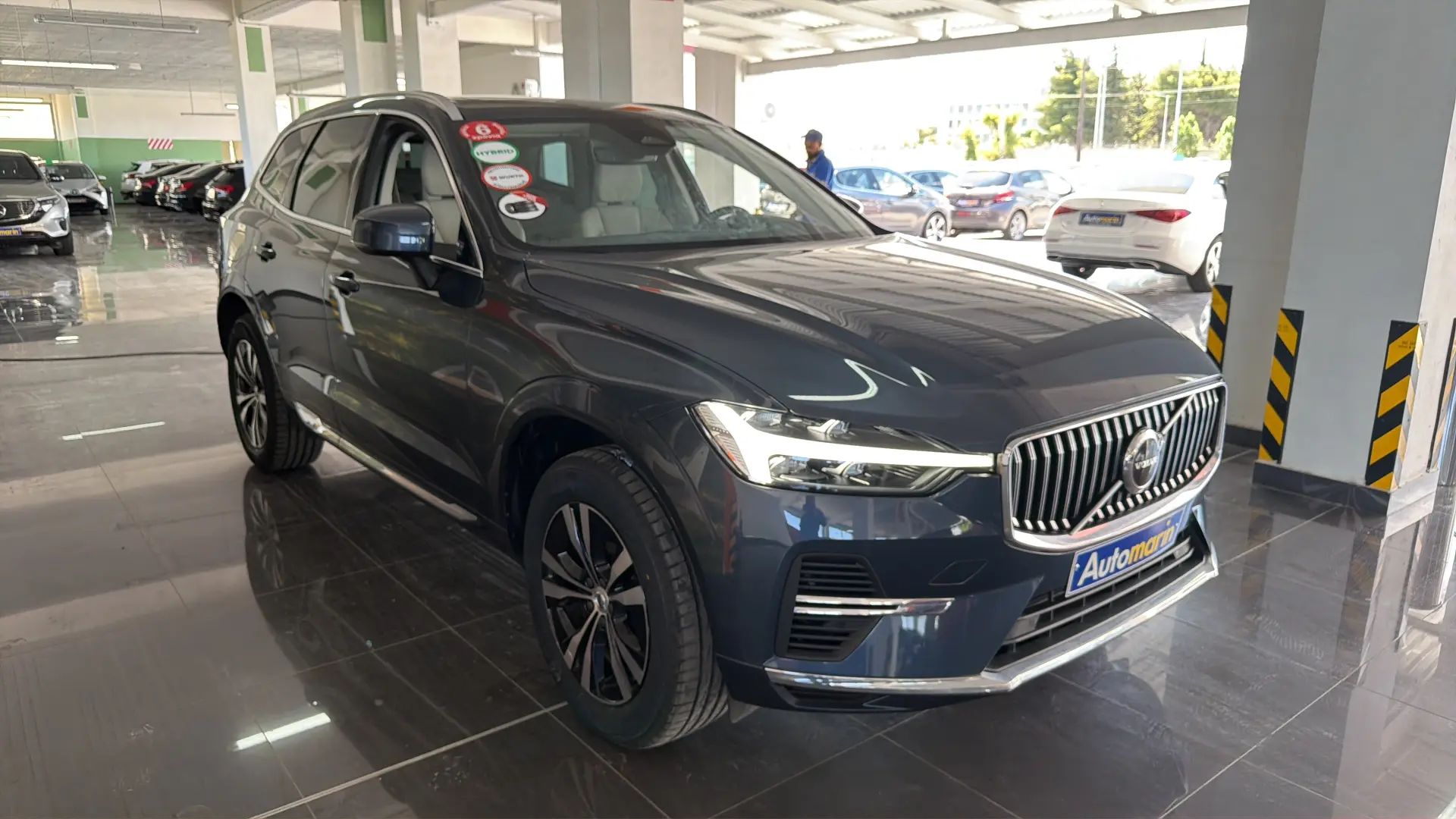 View 3 - Volvo XC 60 - 2022