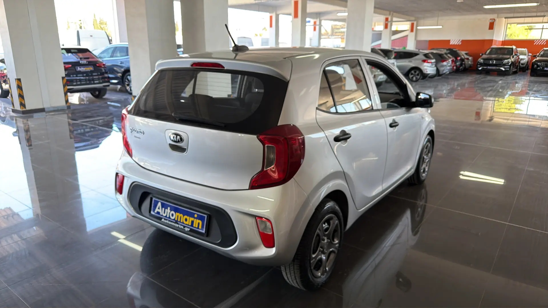 View 4 - Kia Picanto - 2021