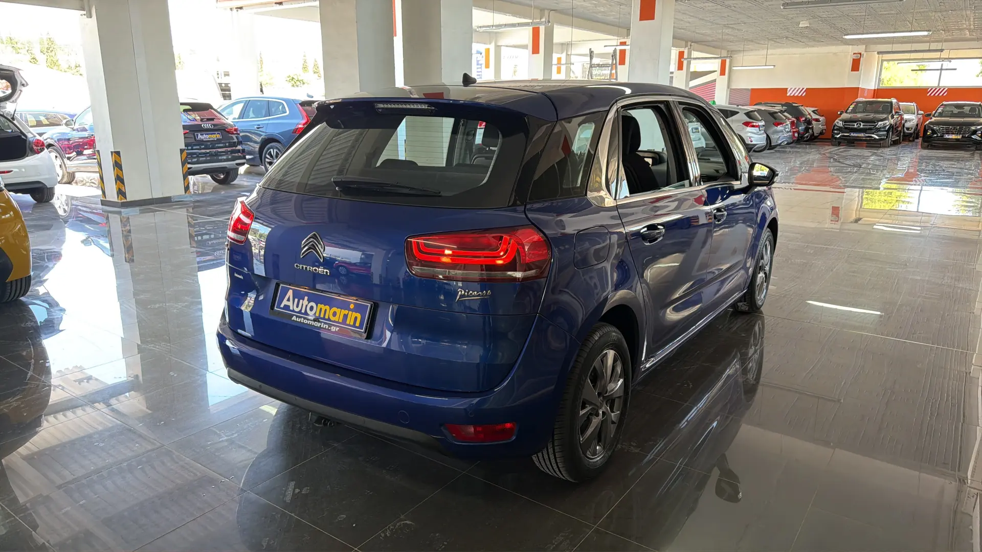 View 4 - Citroen C4 Picasso - 2018