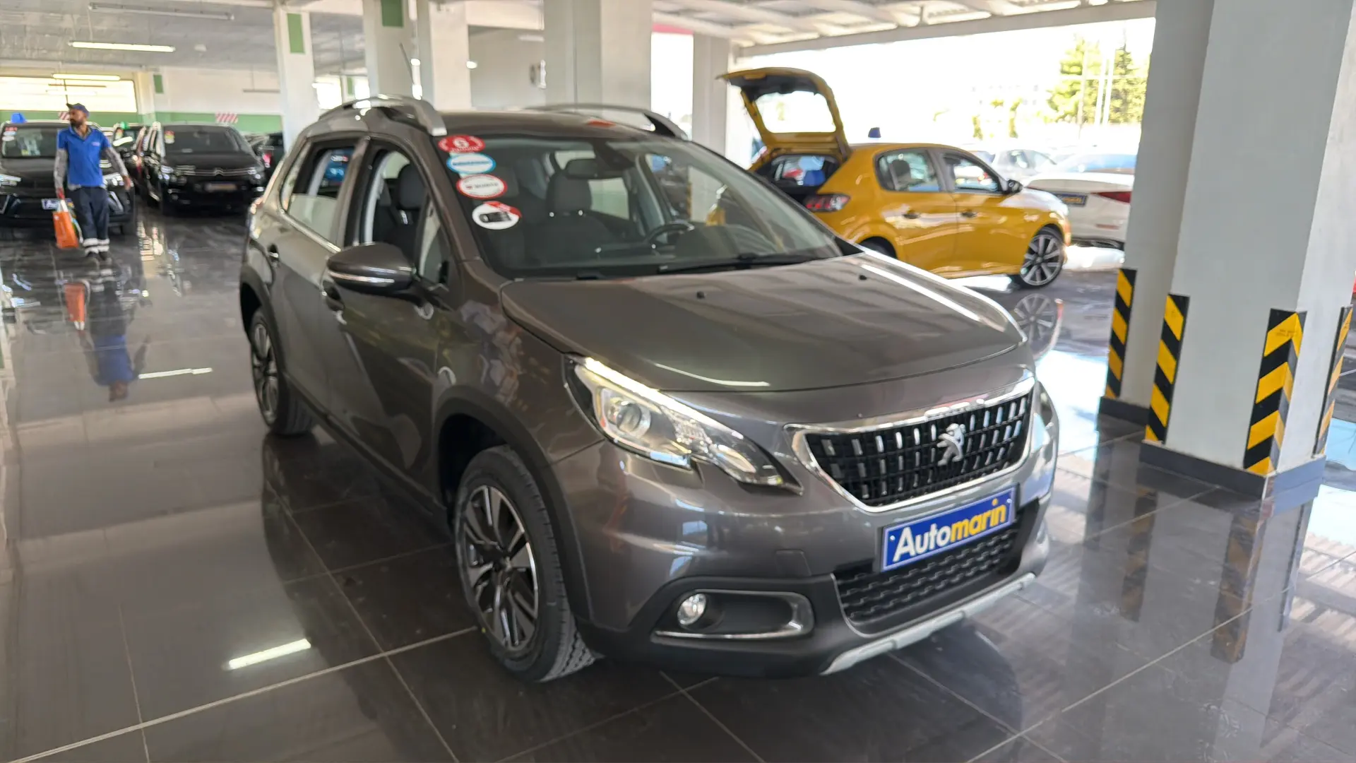 View 3 - Peugeot 2008 - 2018