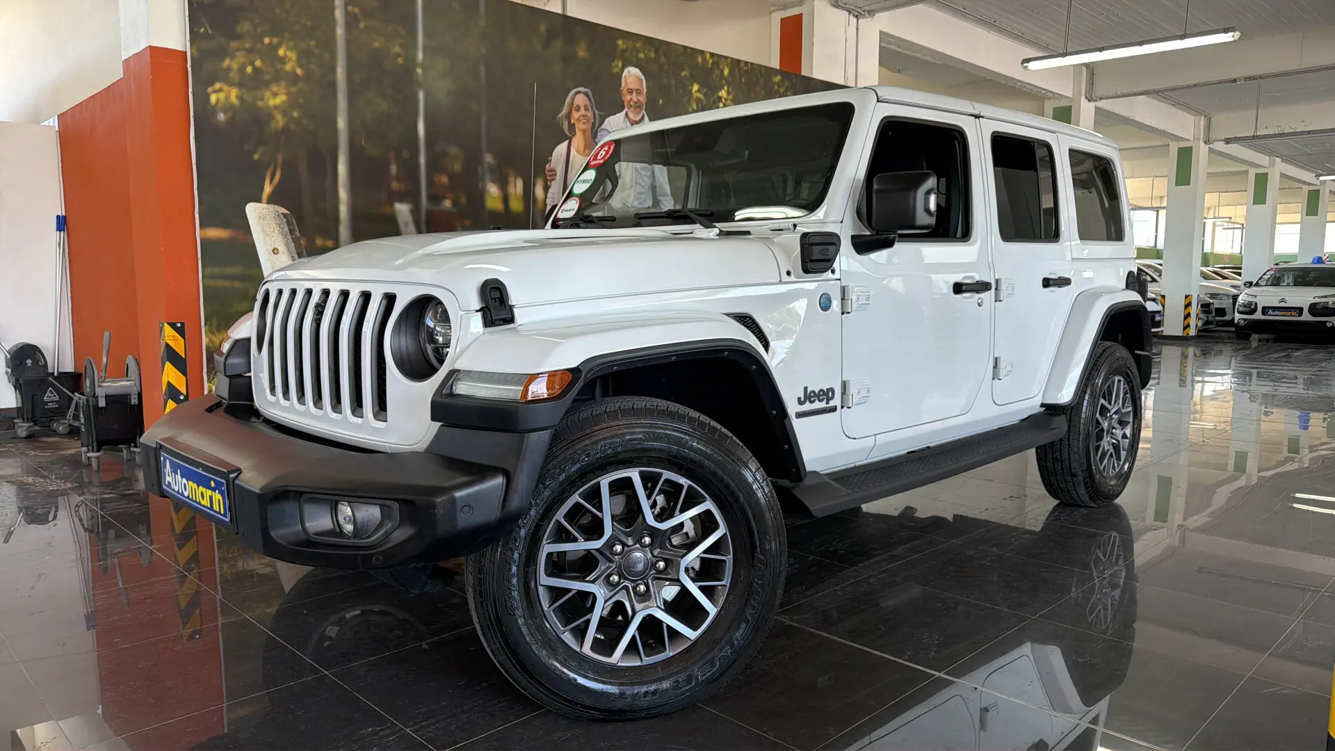 View 1 - Jeep Wrangler - 2021