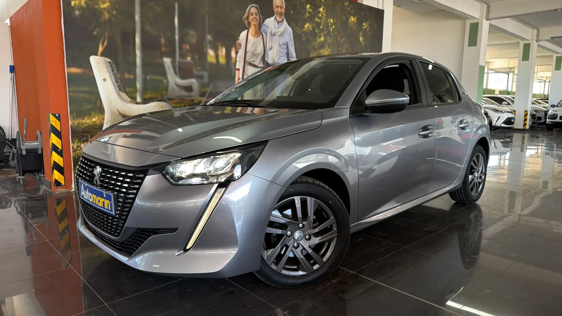 View 1 - Peugeot 208 - 2021