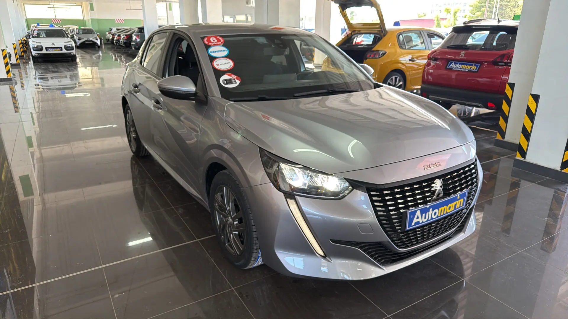 View 3 - Peugeot 208 - 2021