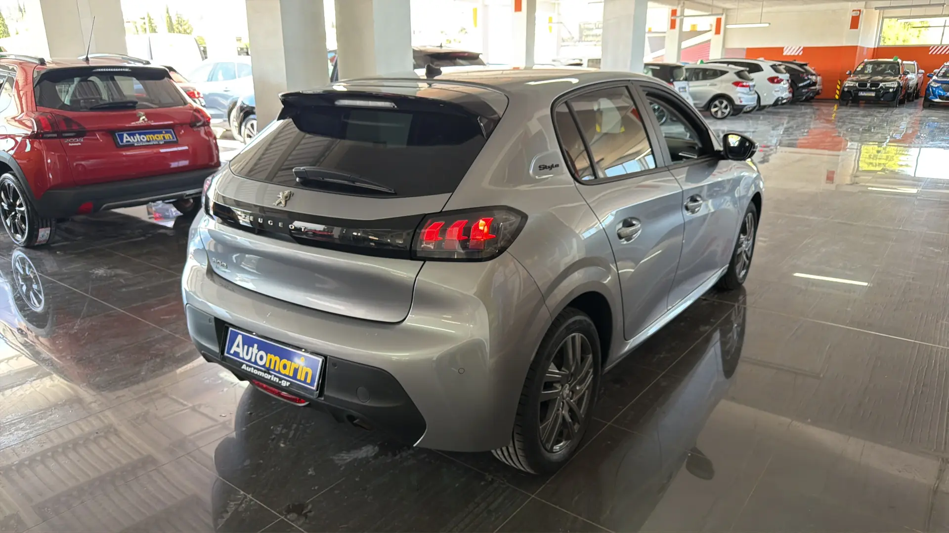 View 4 - Peugeot 208 - 2021