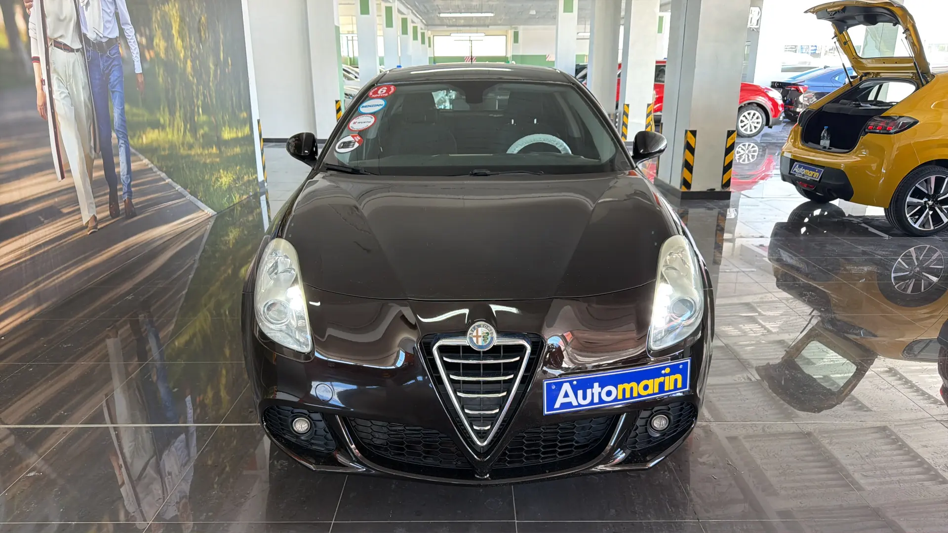View 2 - Alfa Romeo Giulietta - 2011