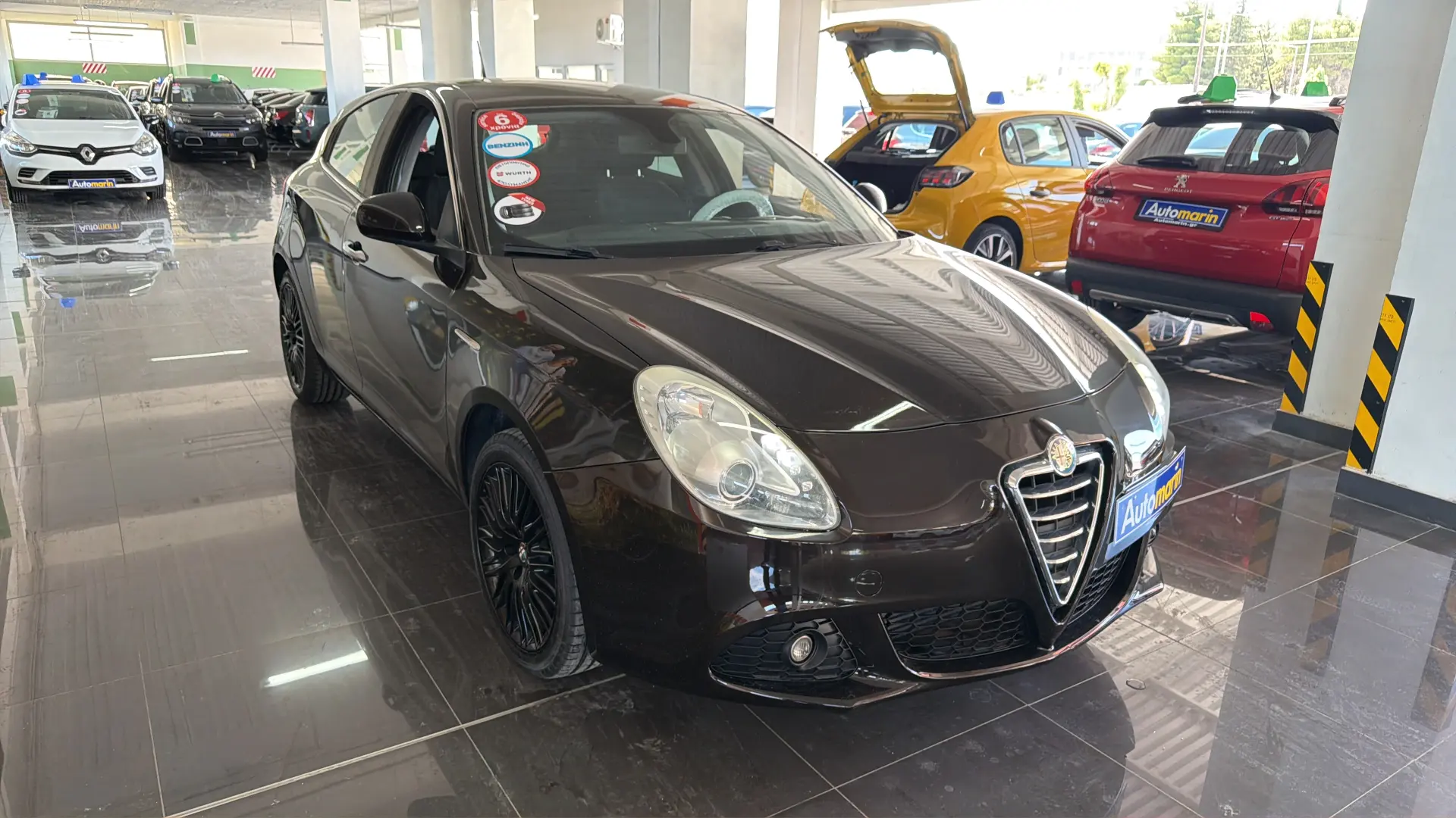 View 3 - Alfa Romeo Giulietta - 2011