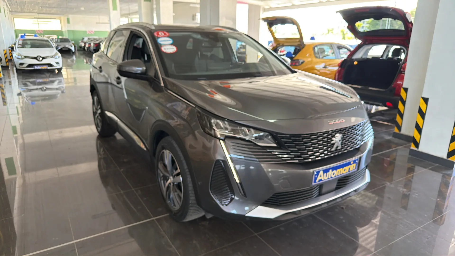 View 3 - Peugeot 3008 - 2021