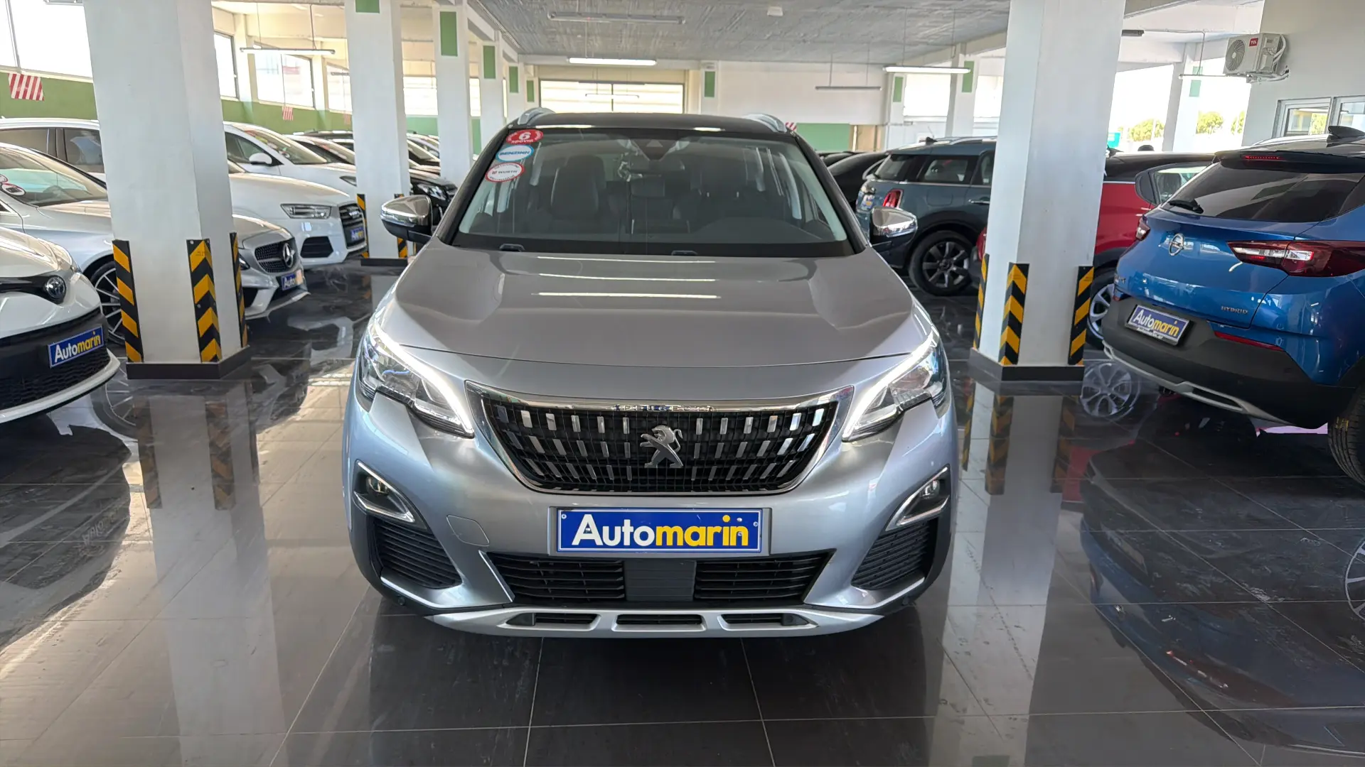 View 2 - Peugeot 3008 - 2019