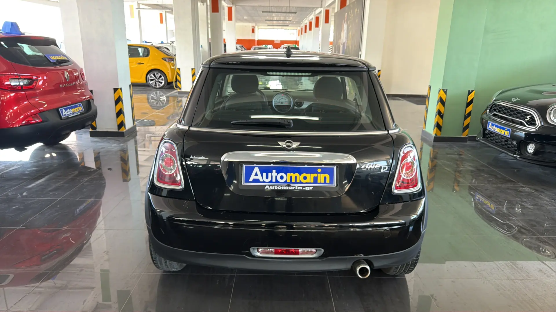View 5 - Mini ONE - 2012