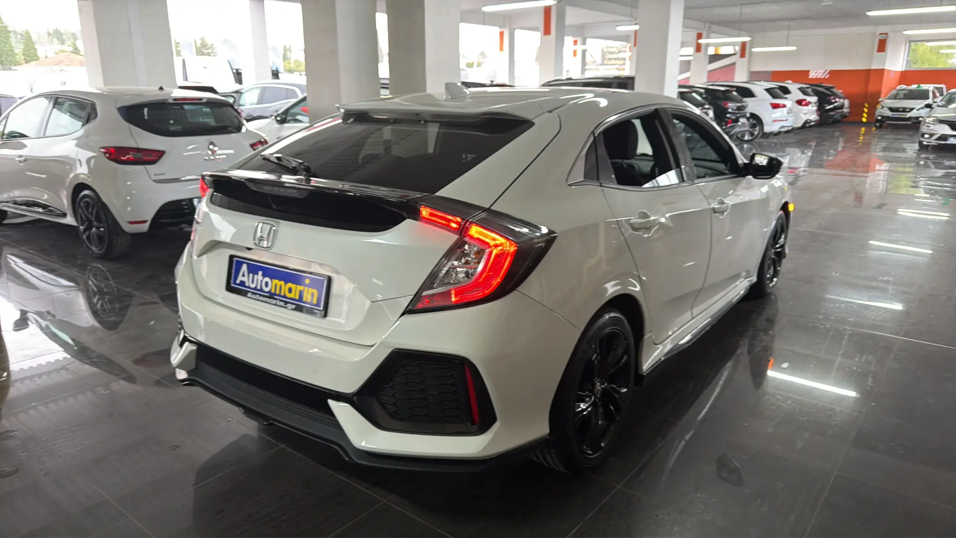 View 4 - Honda Civic - 2018