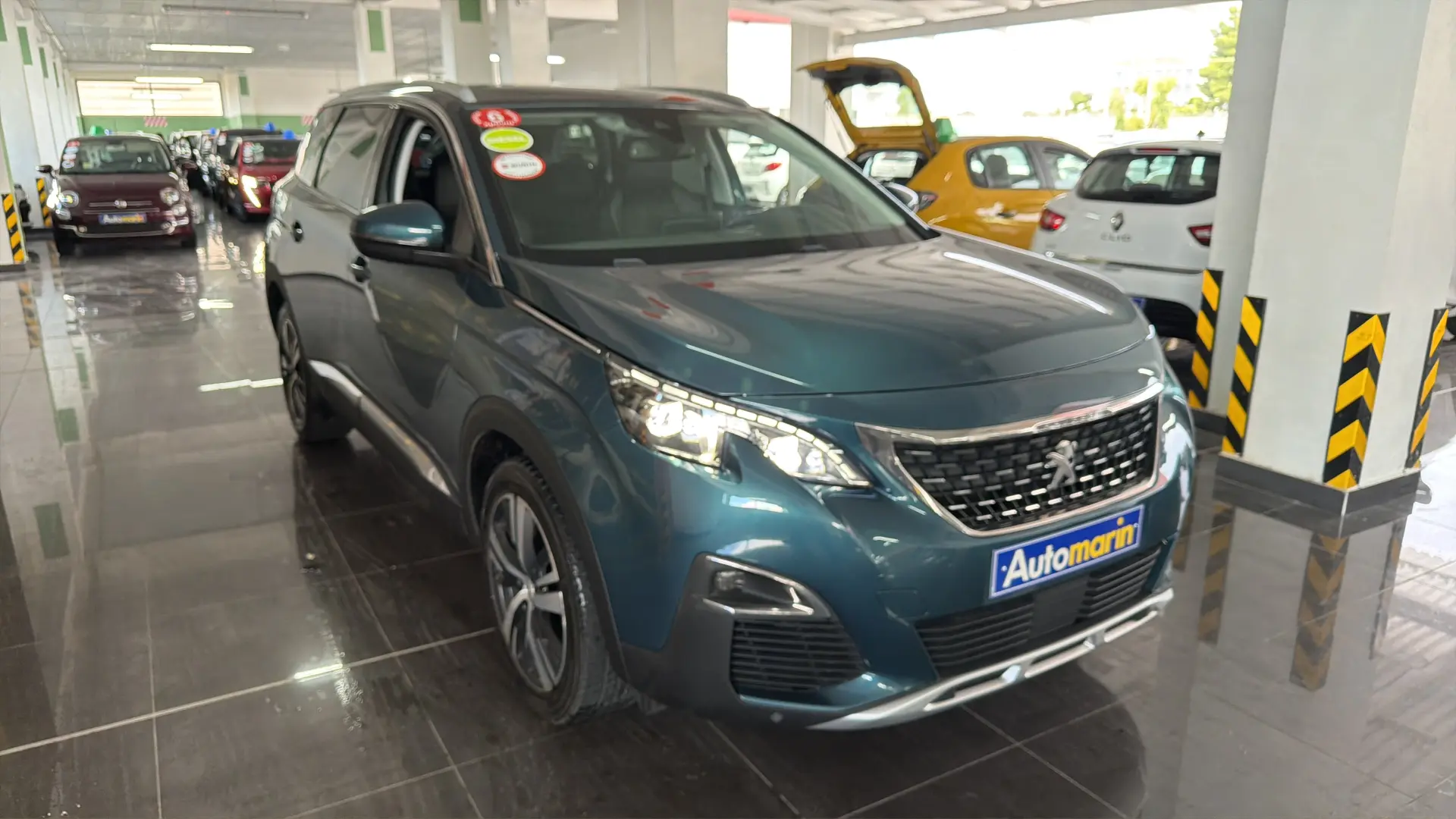 View 3 - Peugeot 5008 - 2019