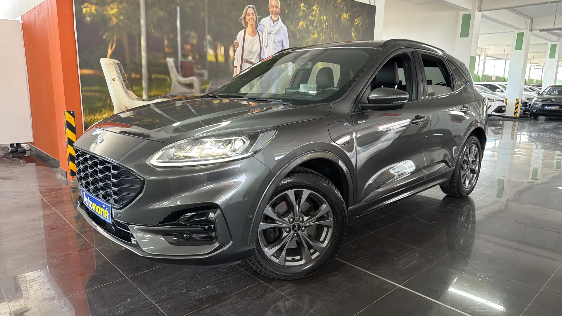 View 1 - Ford Kuga - 2021