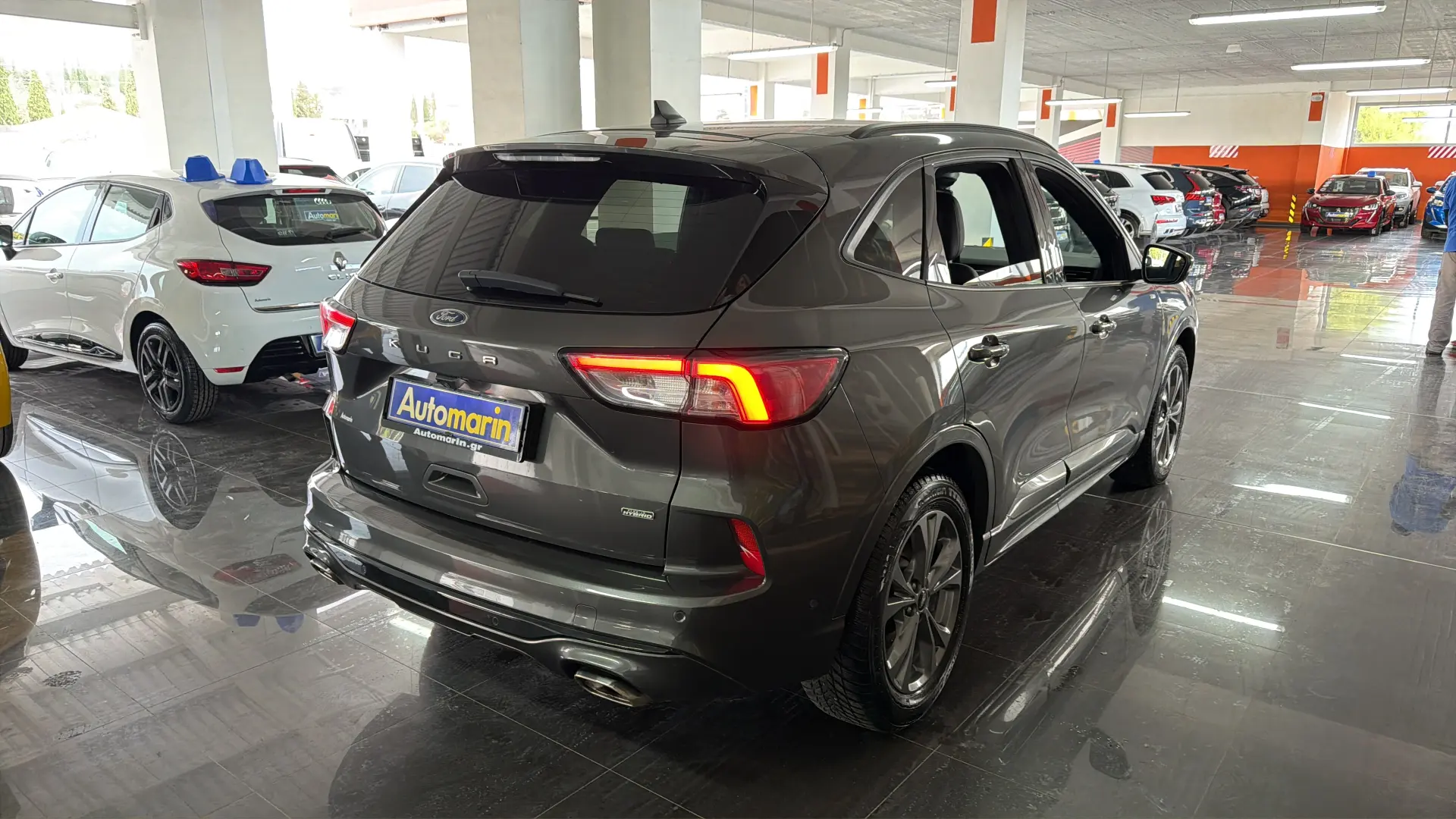 View 4 - Ford Kuga - 2021