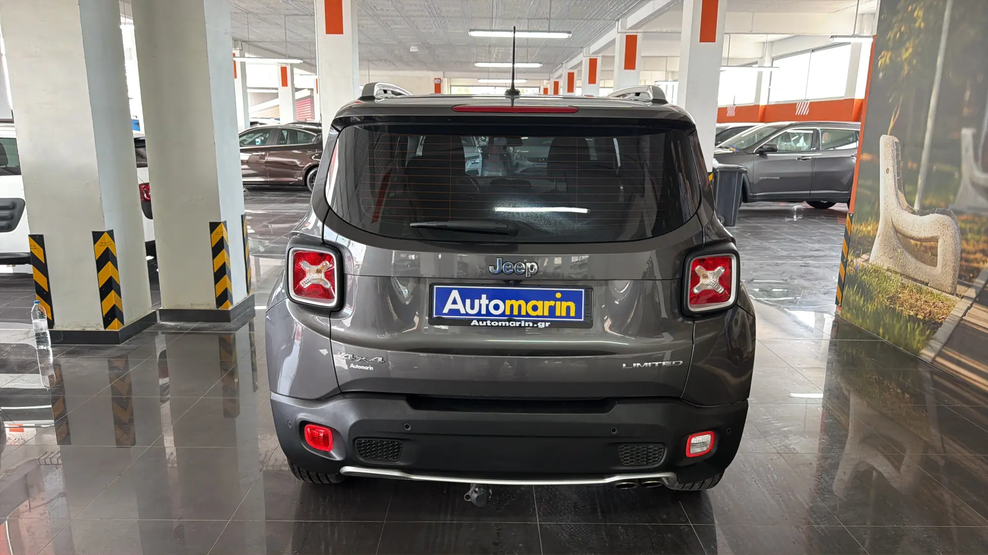 View 5 - Jeep Renegade - 2017