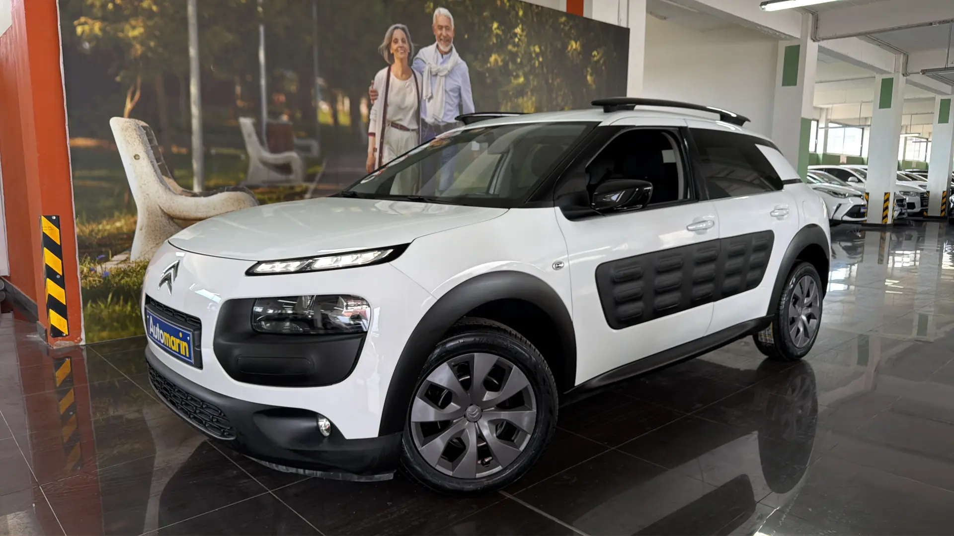 View 1 - Citroen C4 Cactus - 2016