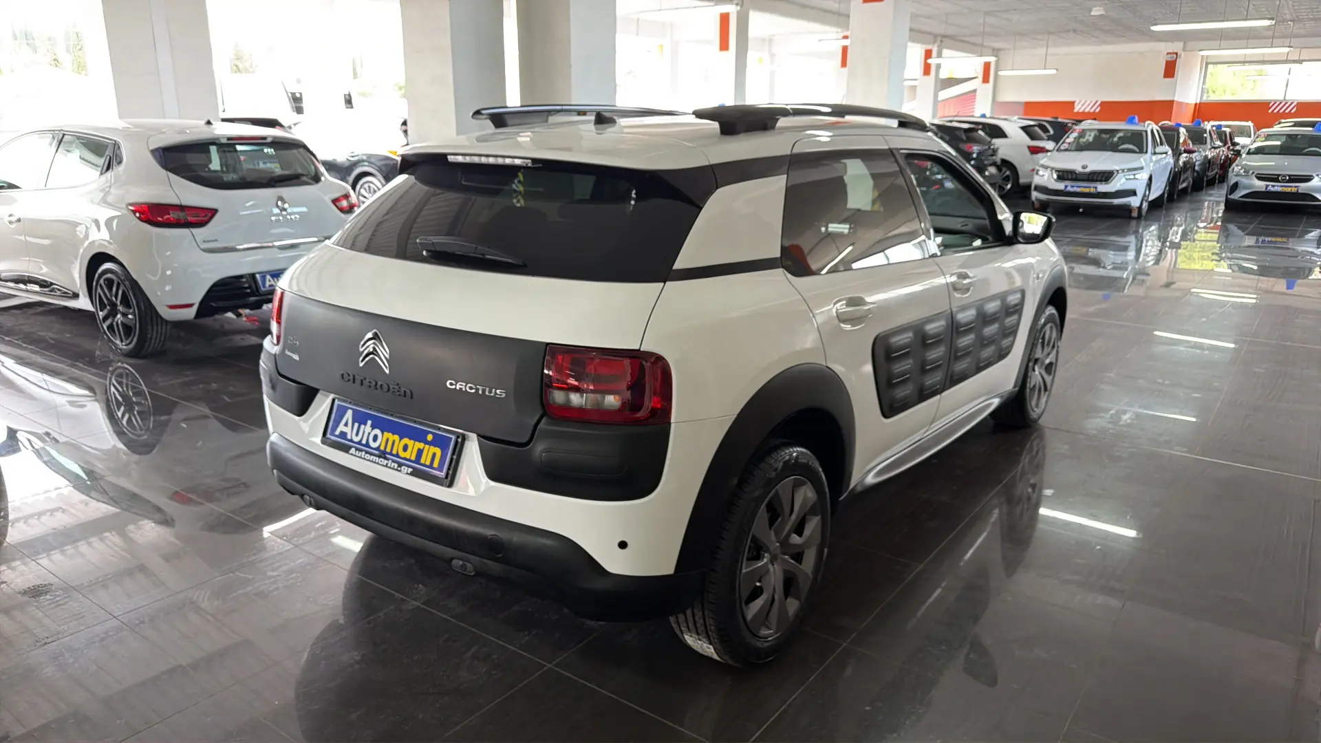 View 4 - Citroen C4 Cactus - 2016