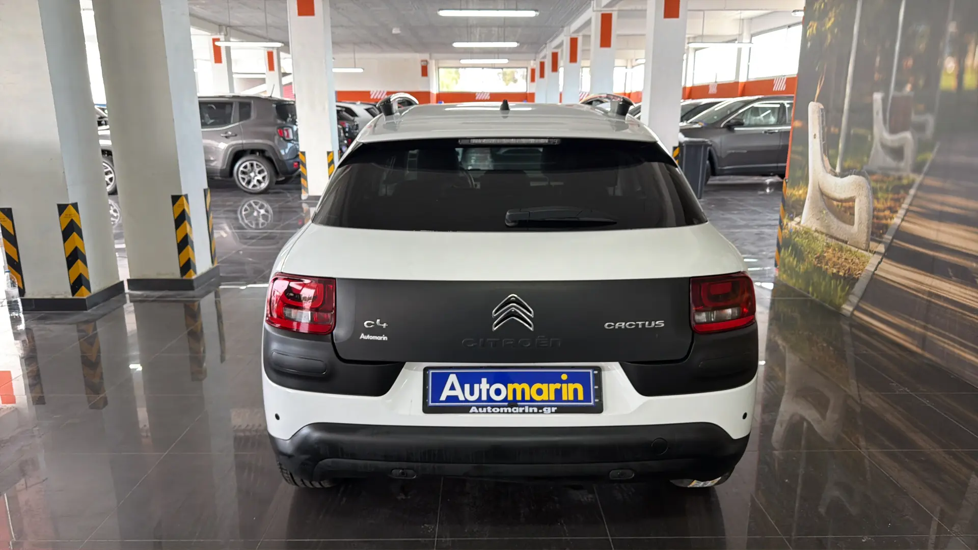 View 5 - Citroen C4 Cactus - 2016