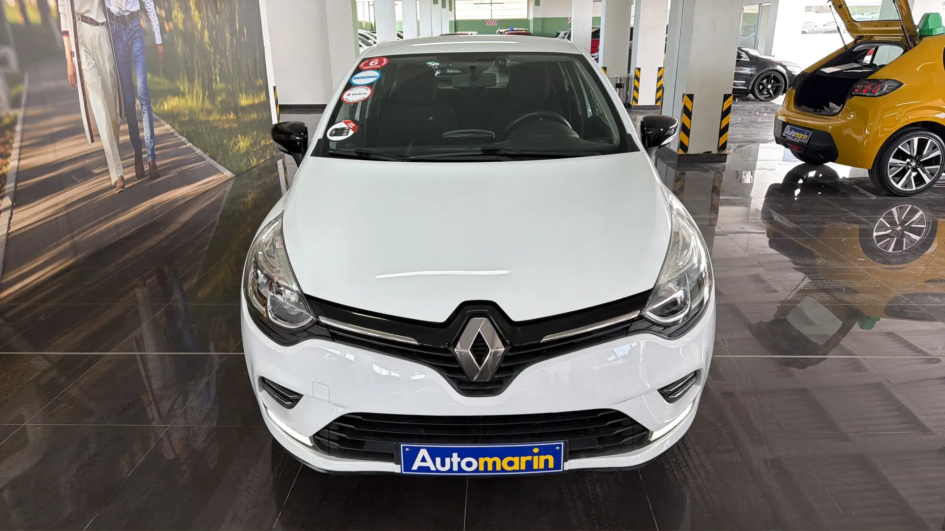 View 2 - Renault Clio - 2017